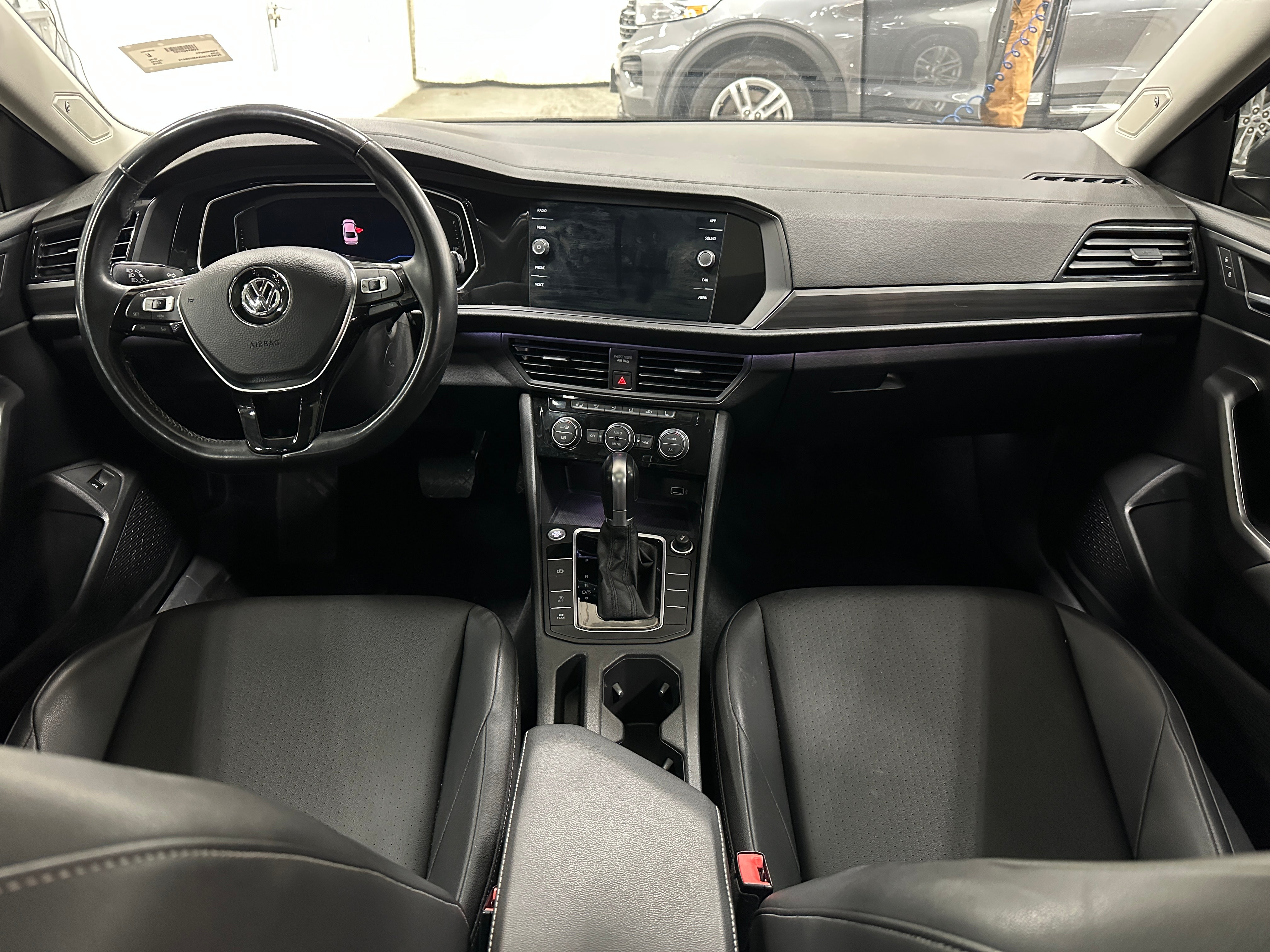 2019 Volkswagen Jetta SEL 3