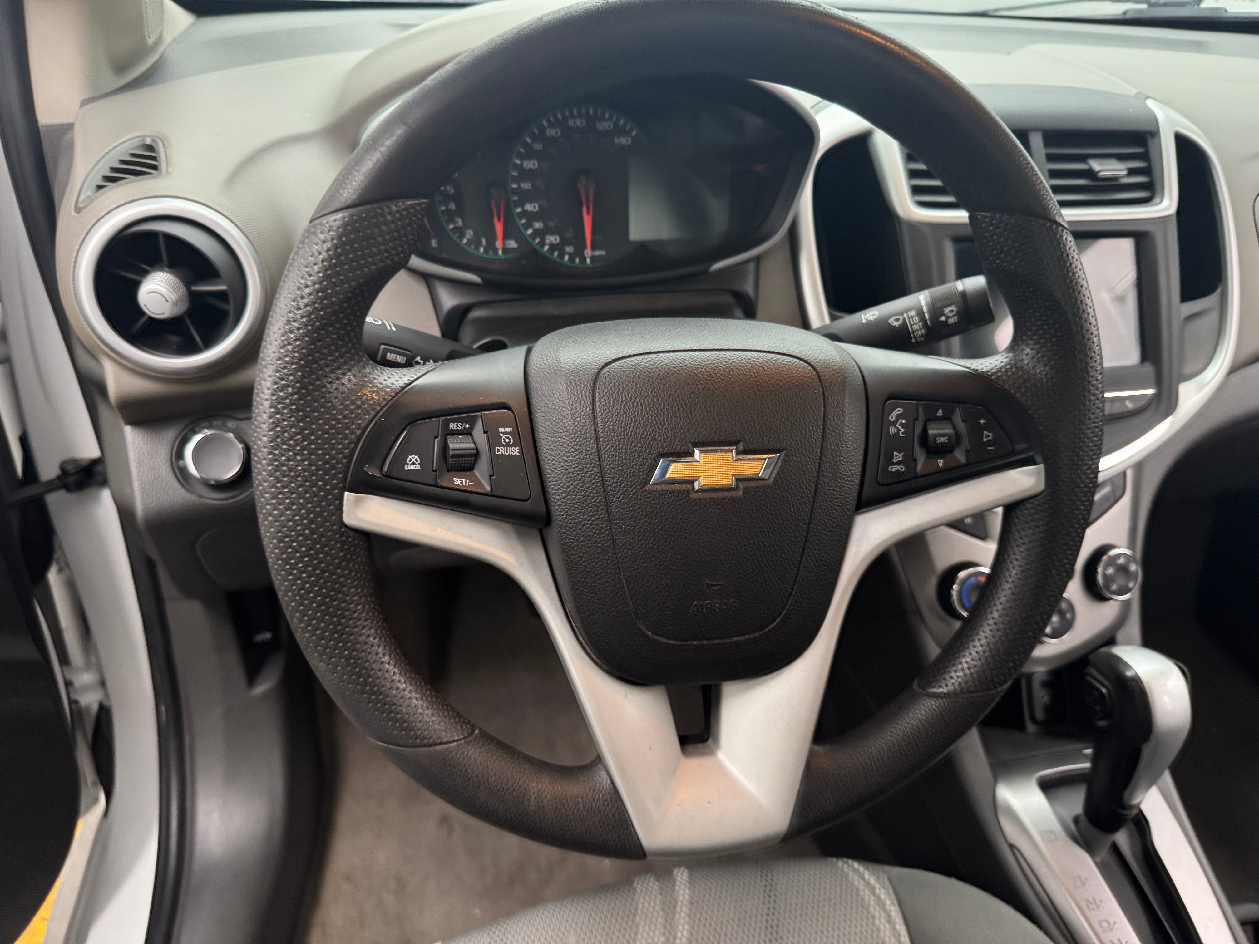 2018 Chevrolet Sonic LT 5