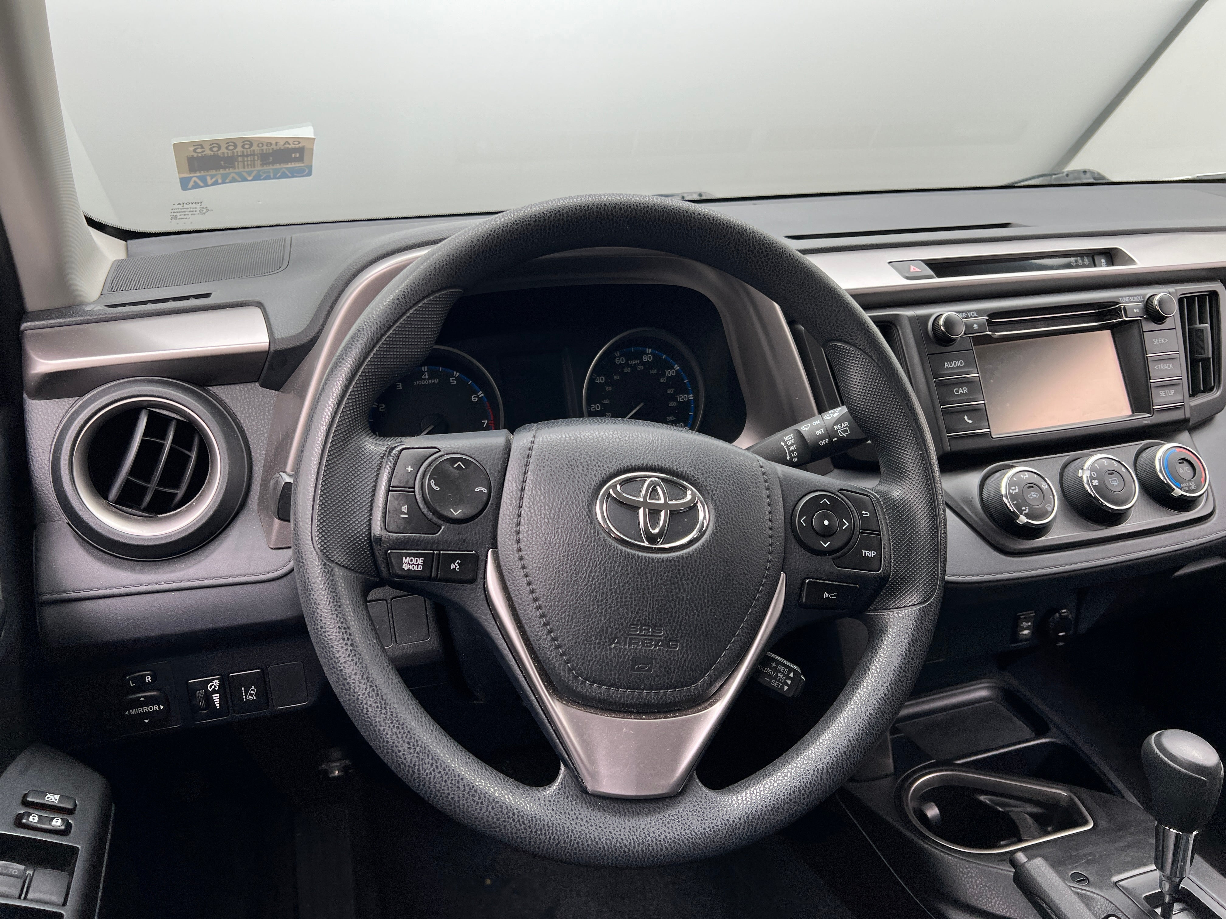 2018 Toyota RAV4 LE 5