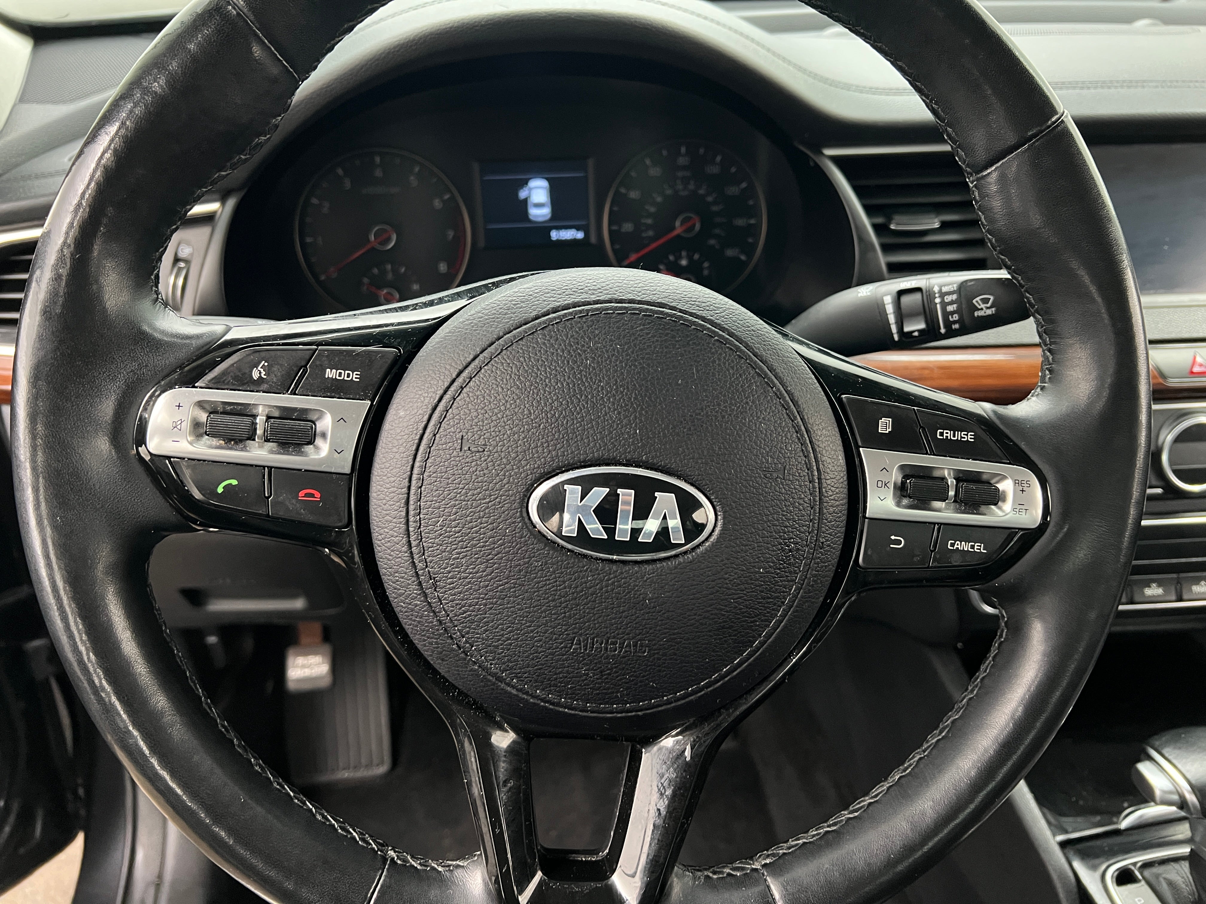 2017 Kia Cadenza Premium 4