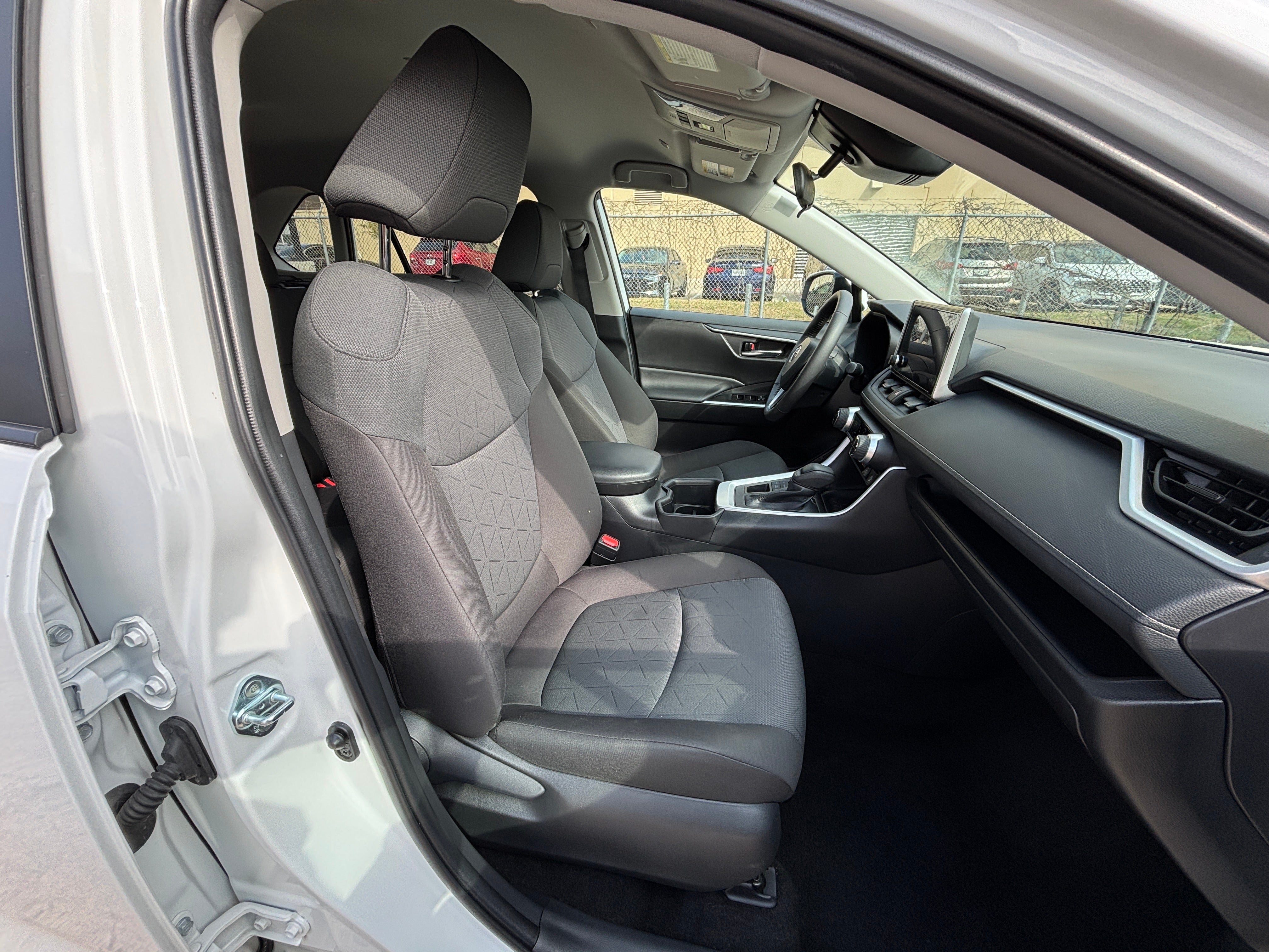 2024 Toyota RAV4 XLE 2