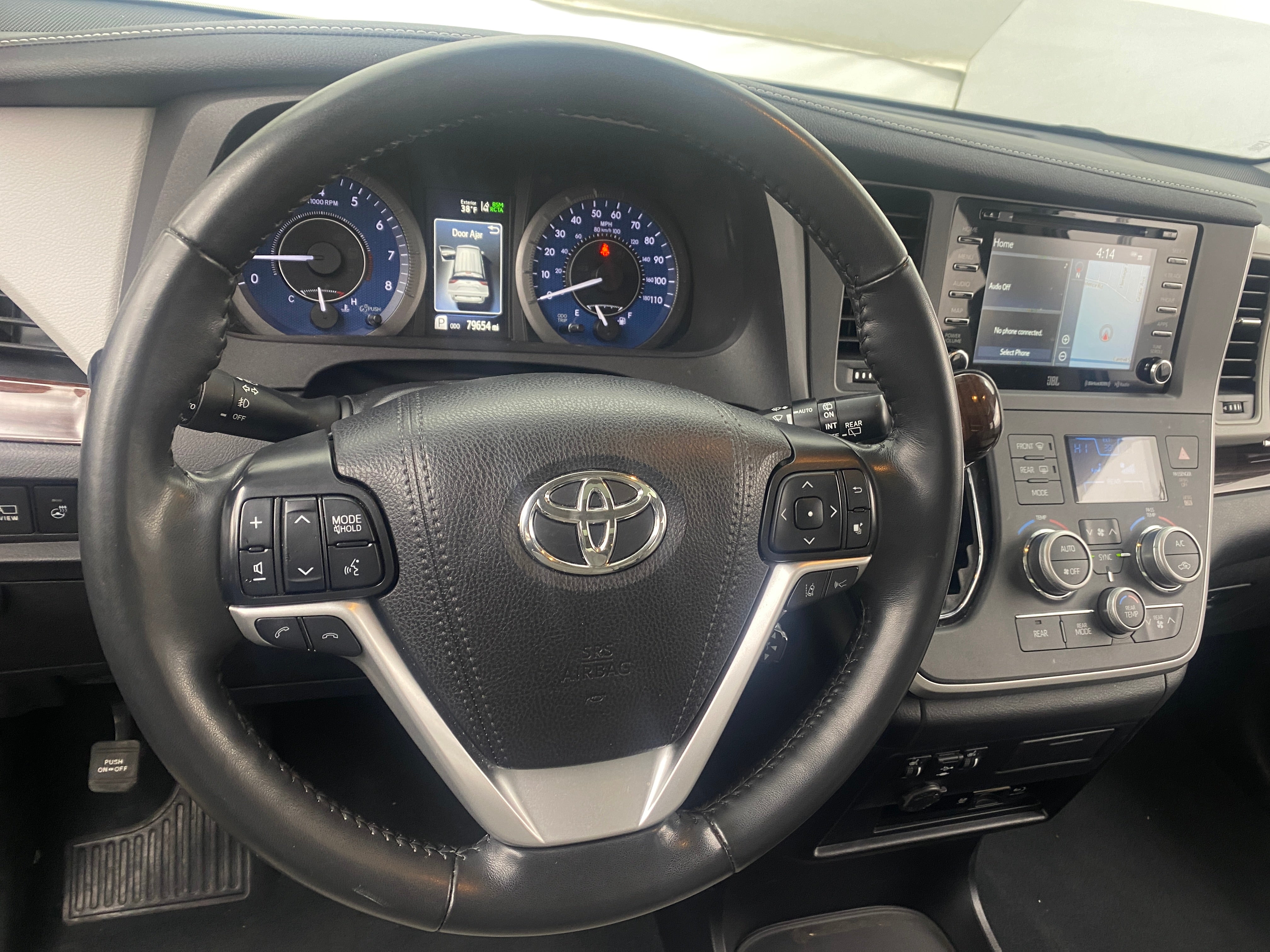 2020 Toyota Sienna Limited 4