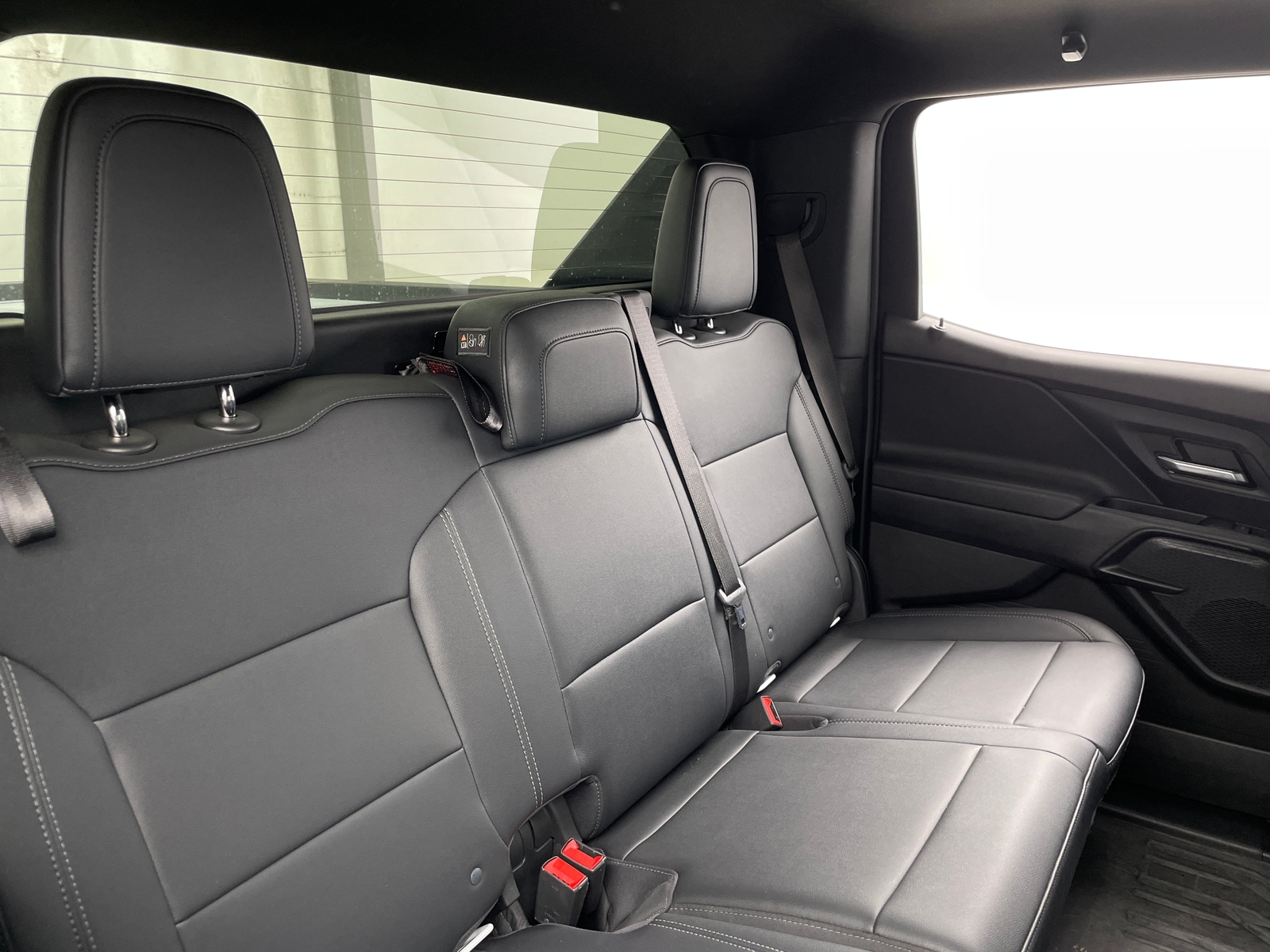 Thumbnail: 2024 Chevrolet Silverado EV - 6