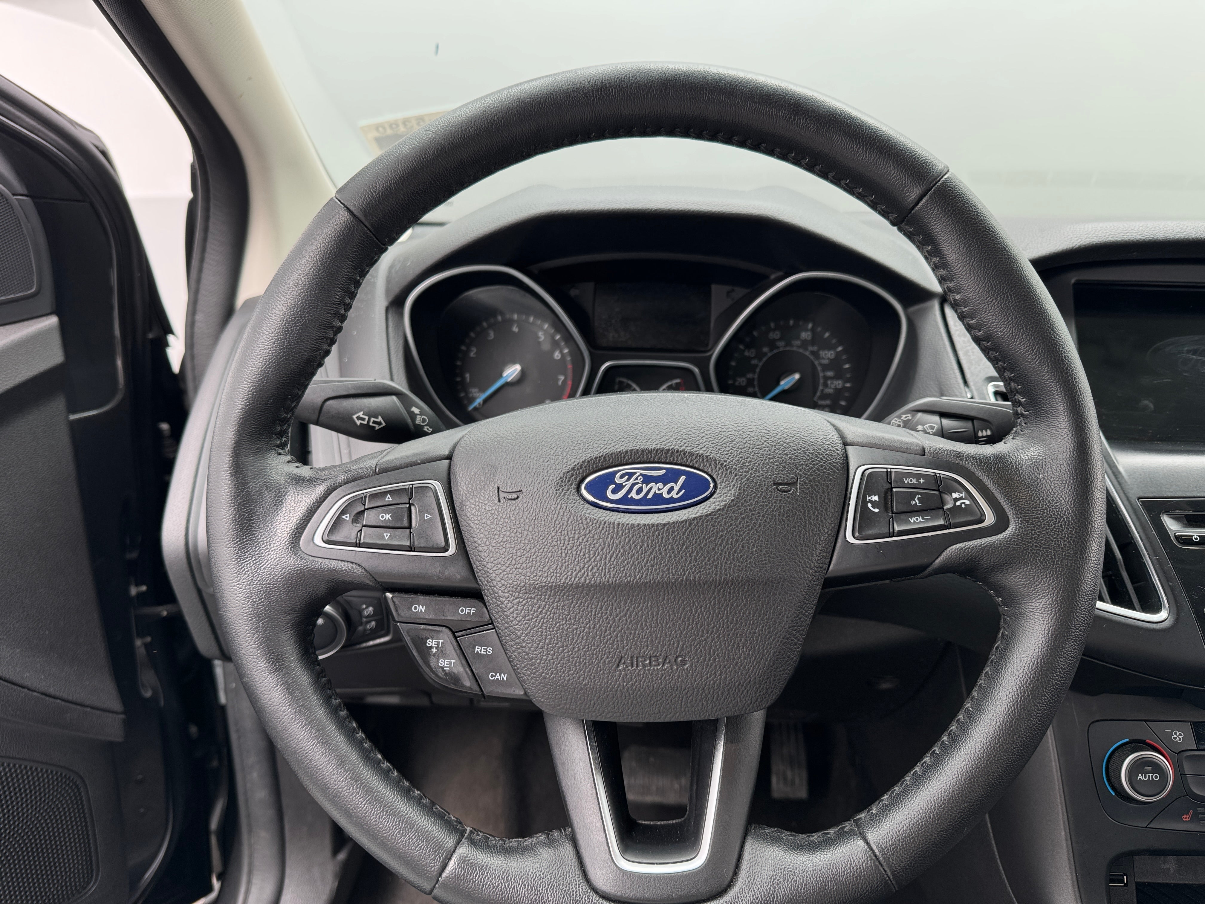 2018 Ford Focus SEL 4