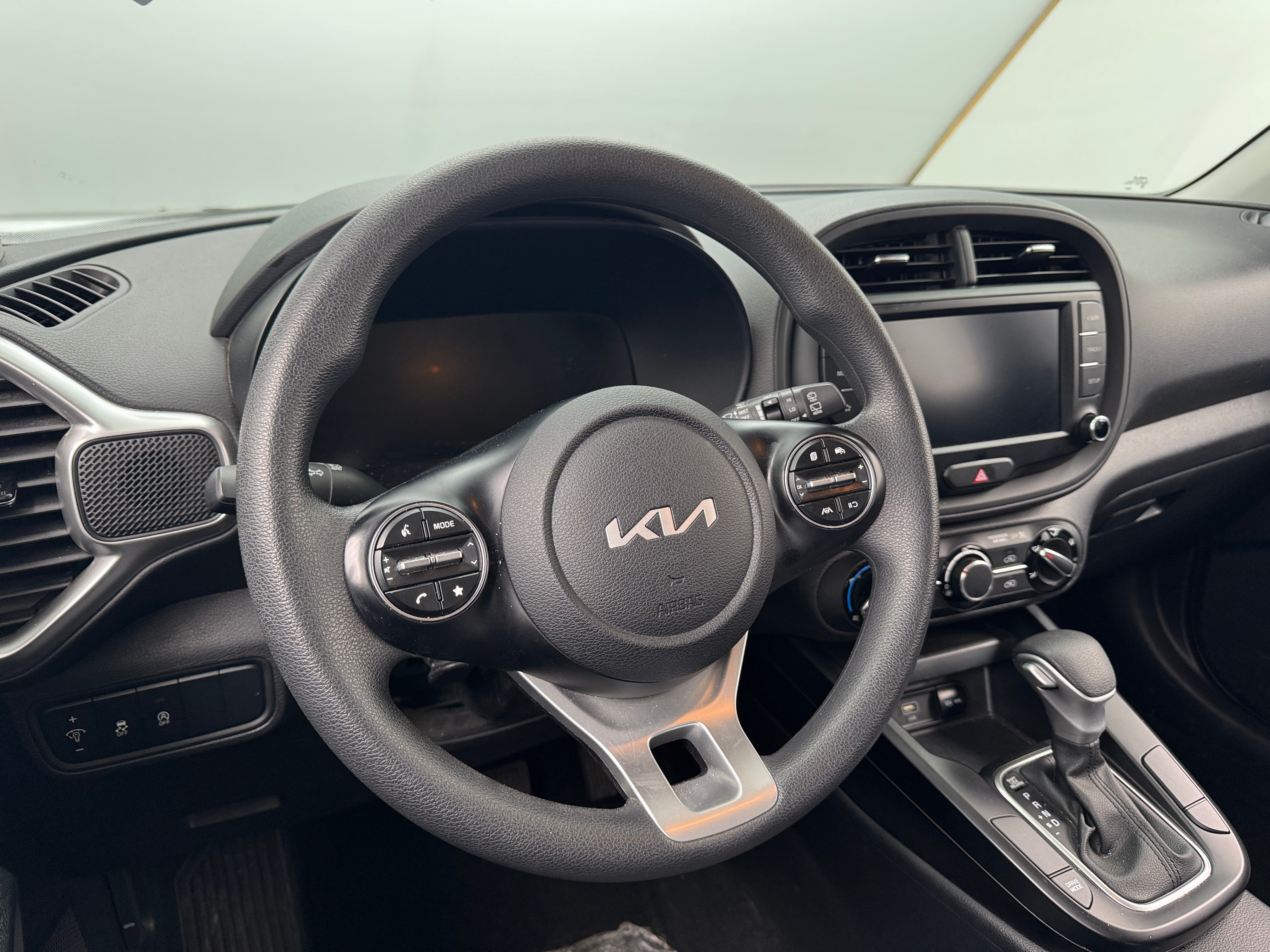 2023 Kia Soul LX 5