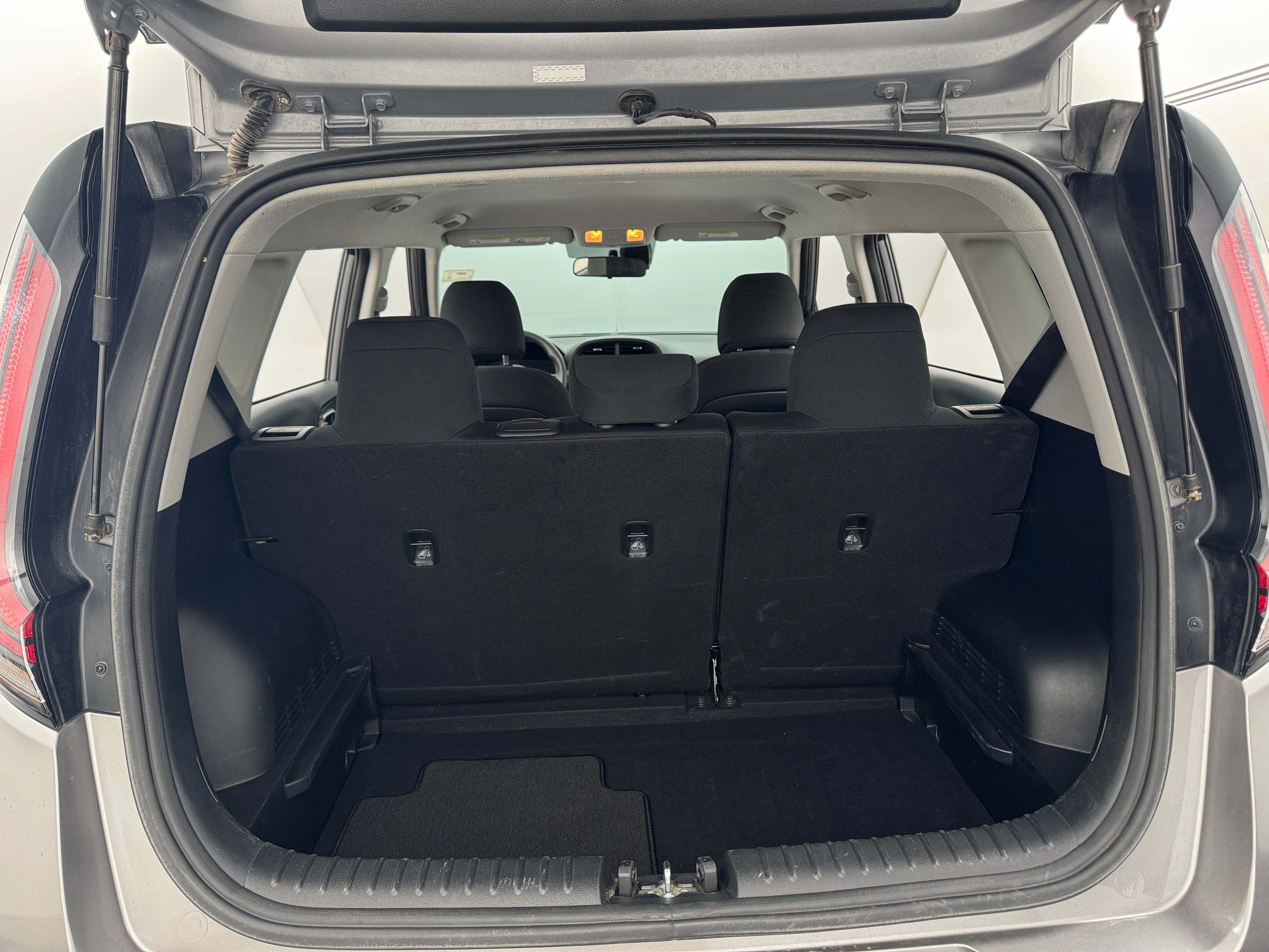 2023 Kia Soul LX 7
