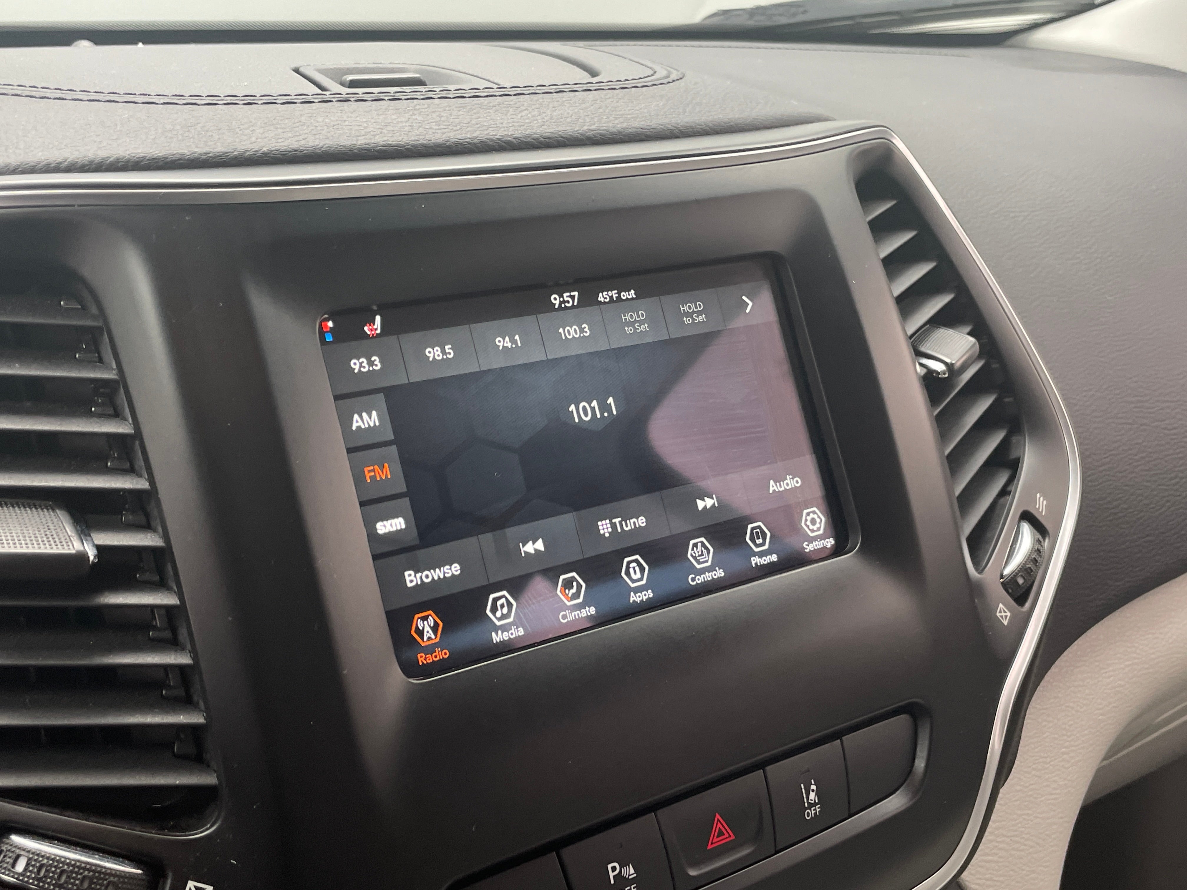 2021 Jeep Cherokee Latitude 3