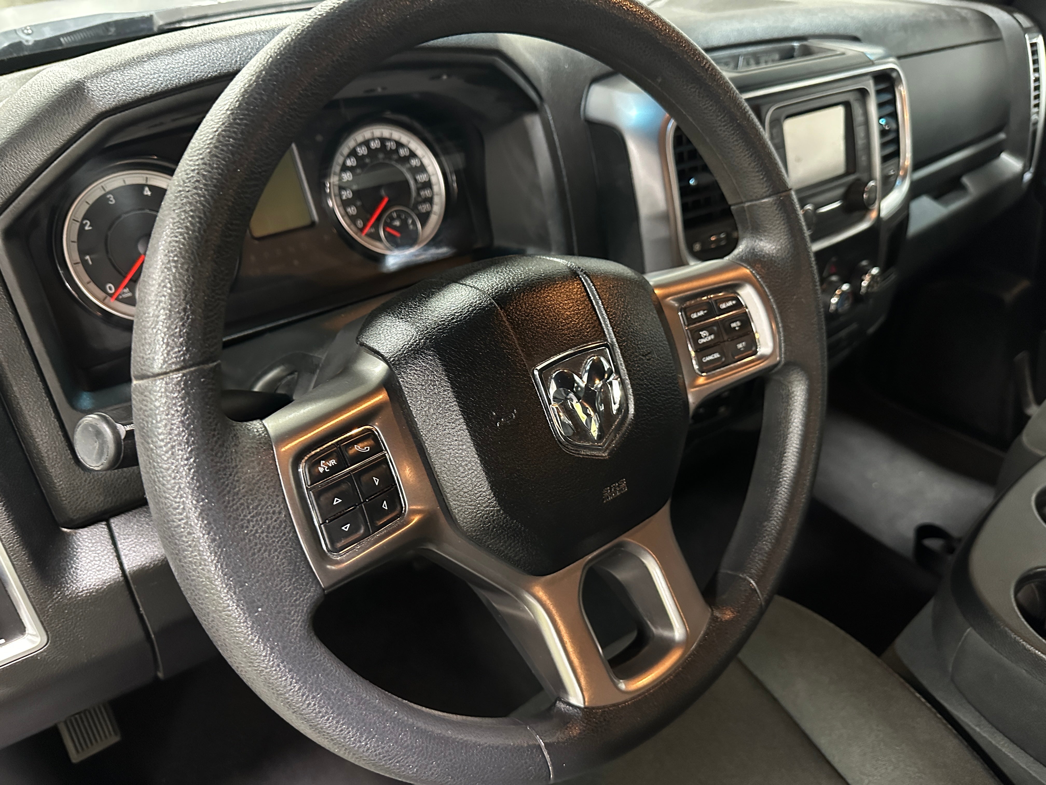 2021 RAM 1500 Classic Warlock 5