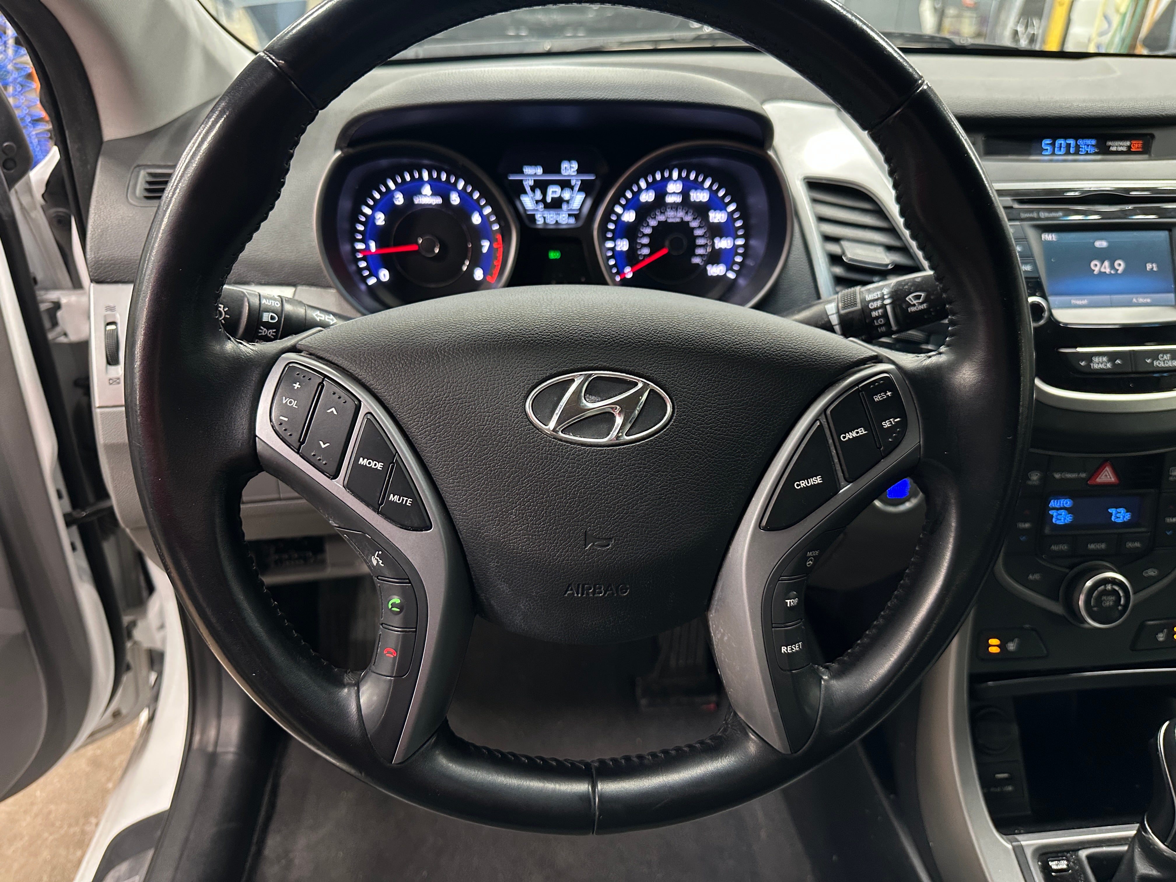 2016 Hyundai Elantra Limited Edition 4