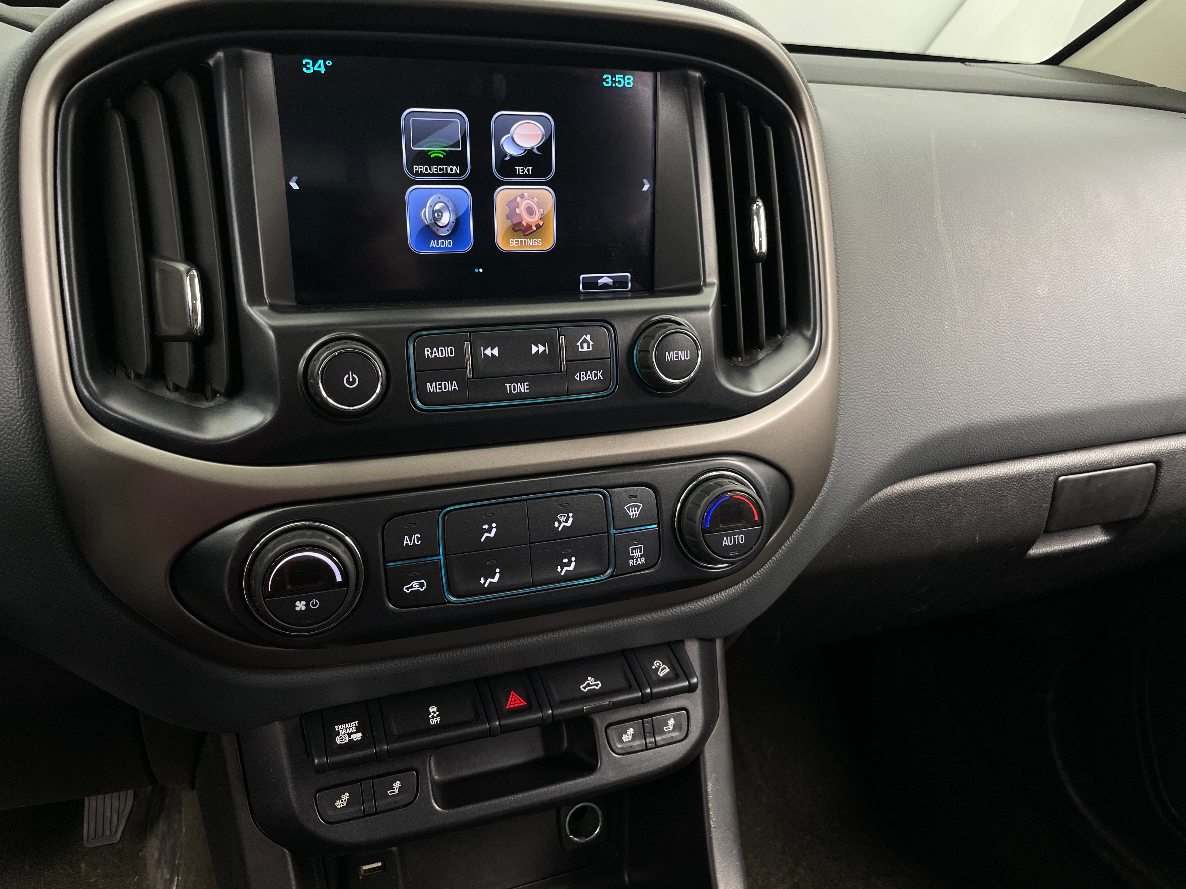 2017 Chevrolet Colorado Z71 4