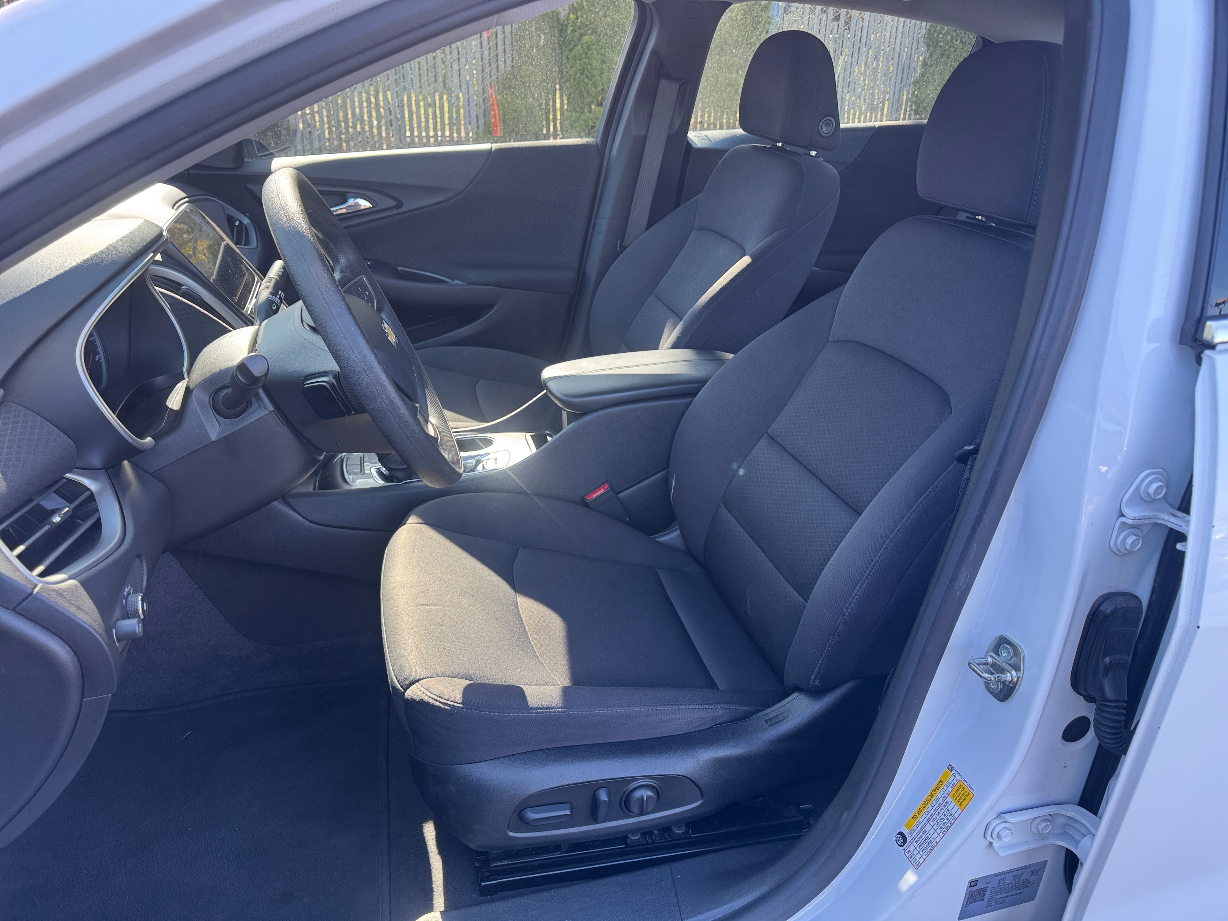 2023 Chevrolet Malibu LT 2