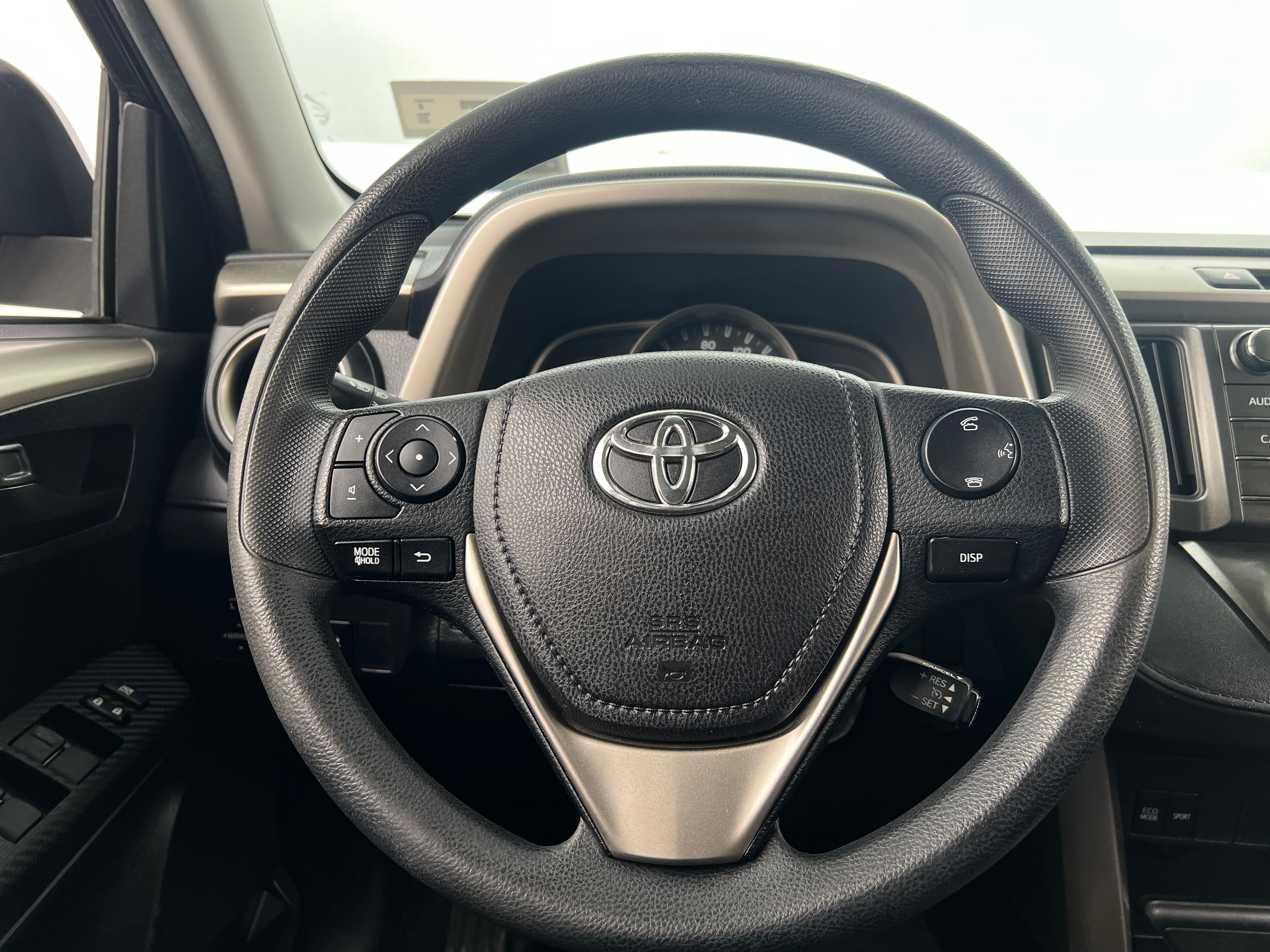 2015 Toyota RAV4 LE 5