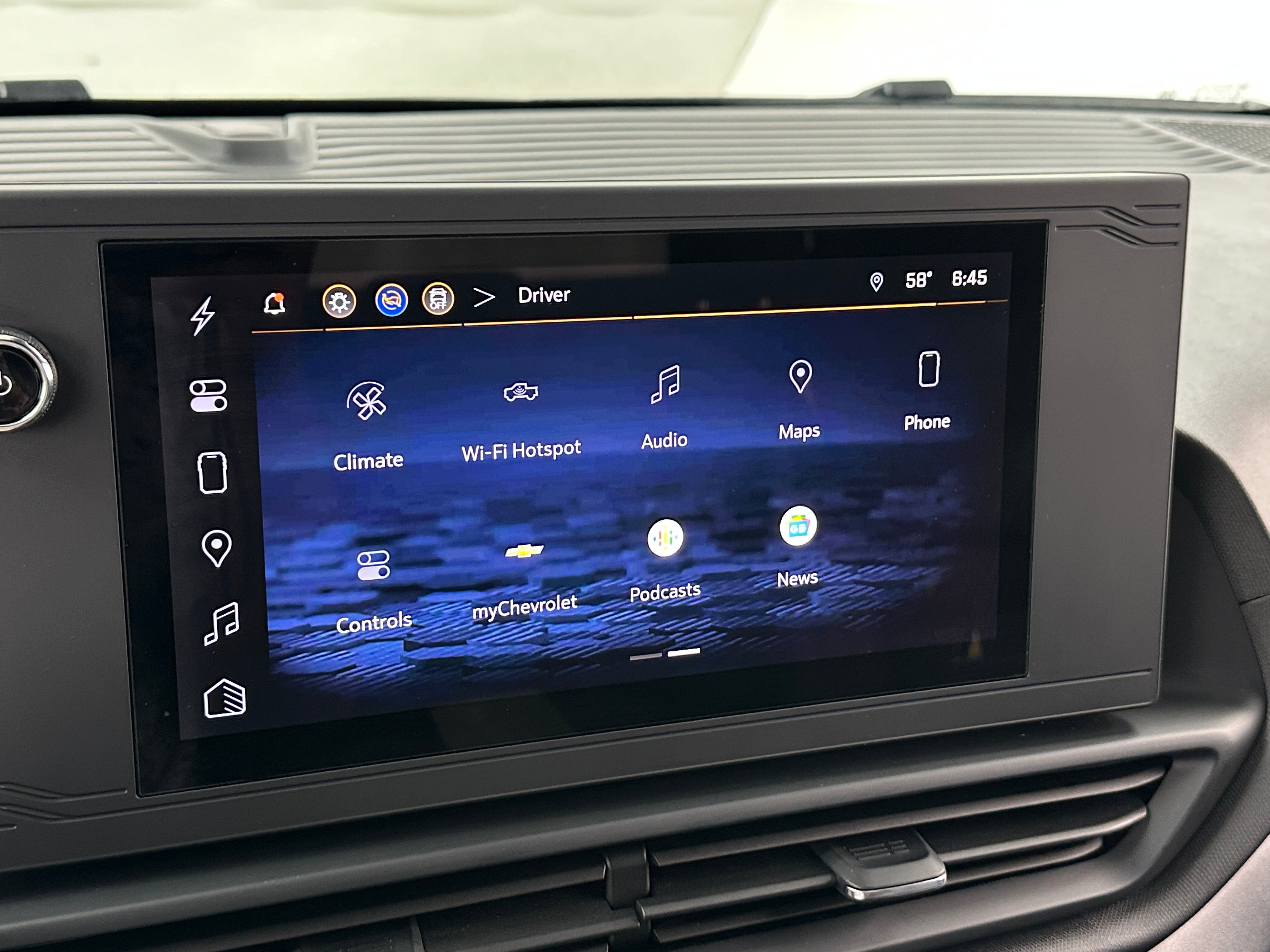 2024 Chevrolet Silverado EV Work Truck 4