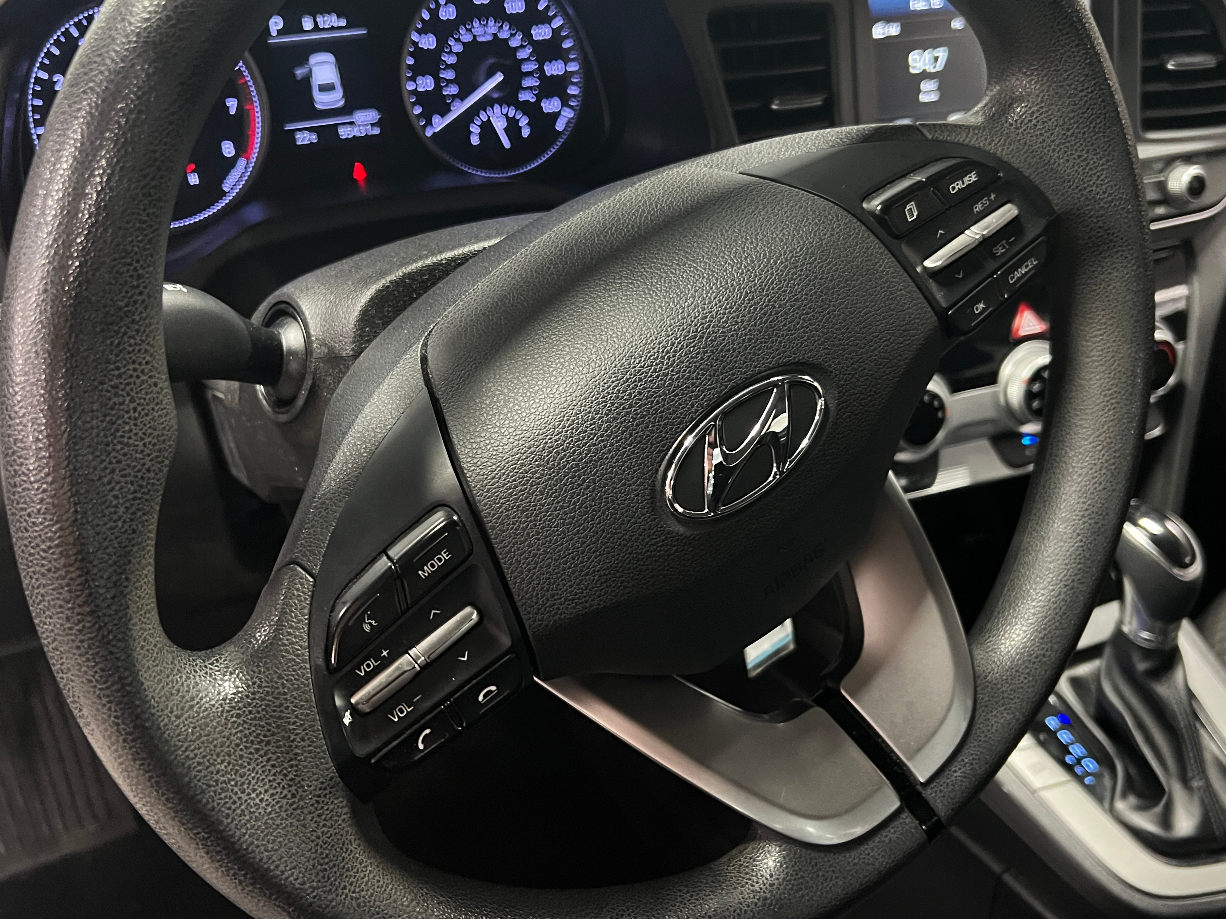 2019 Hyundai Elantra SEL 5