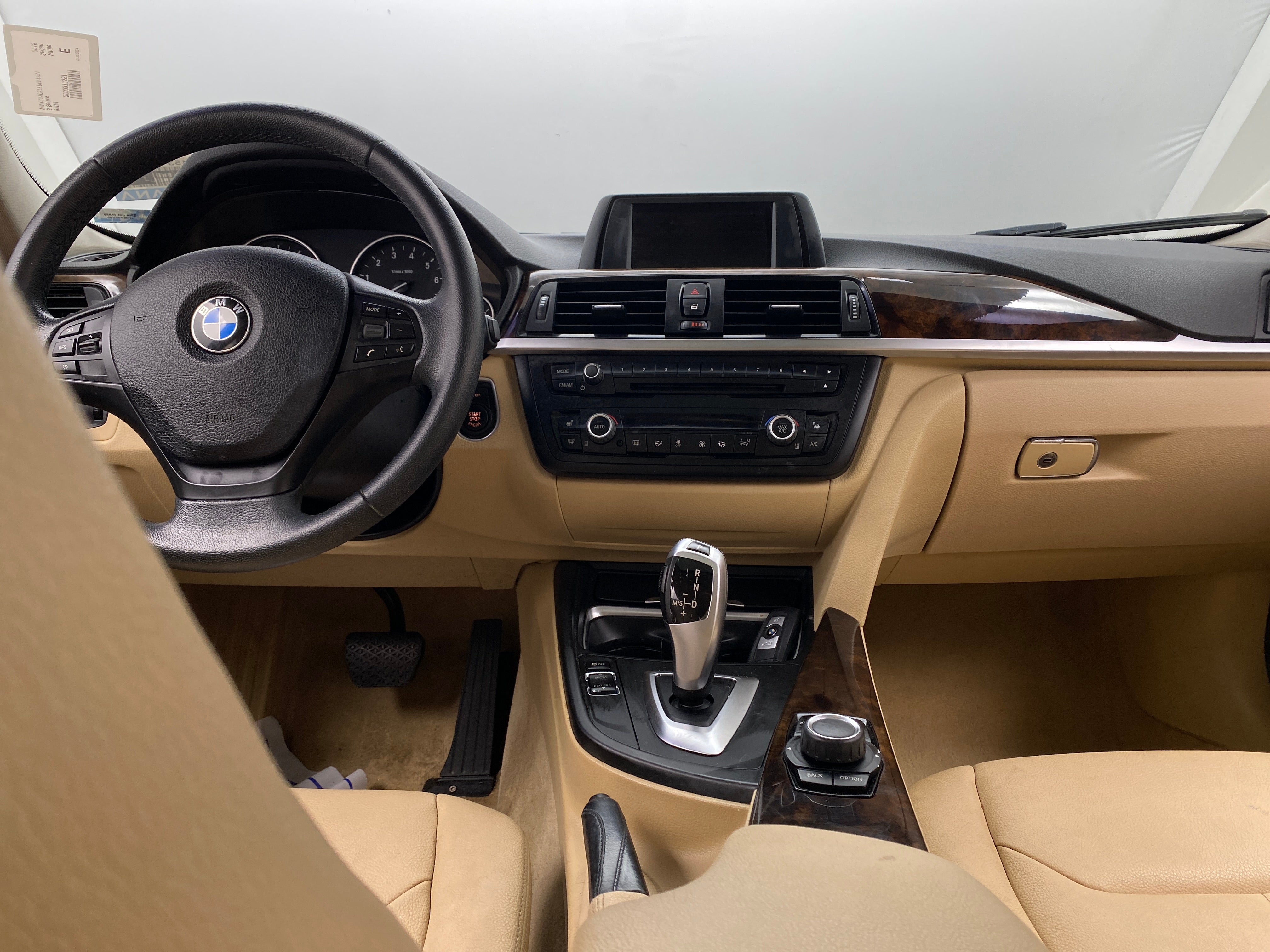 2015 BMW 3 Series 320i 3