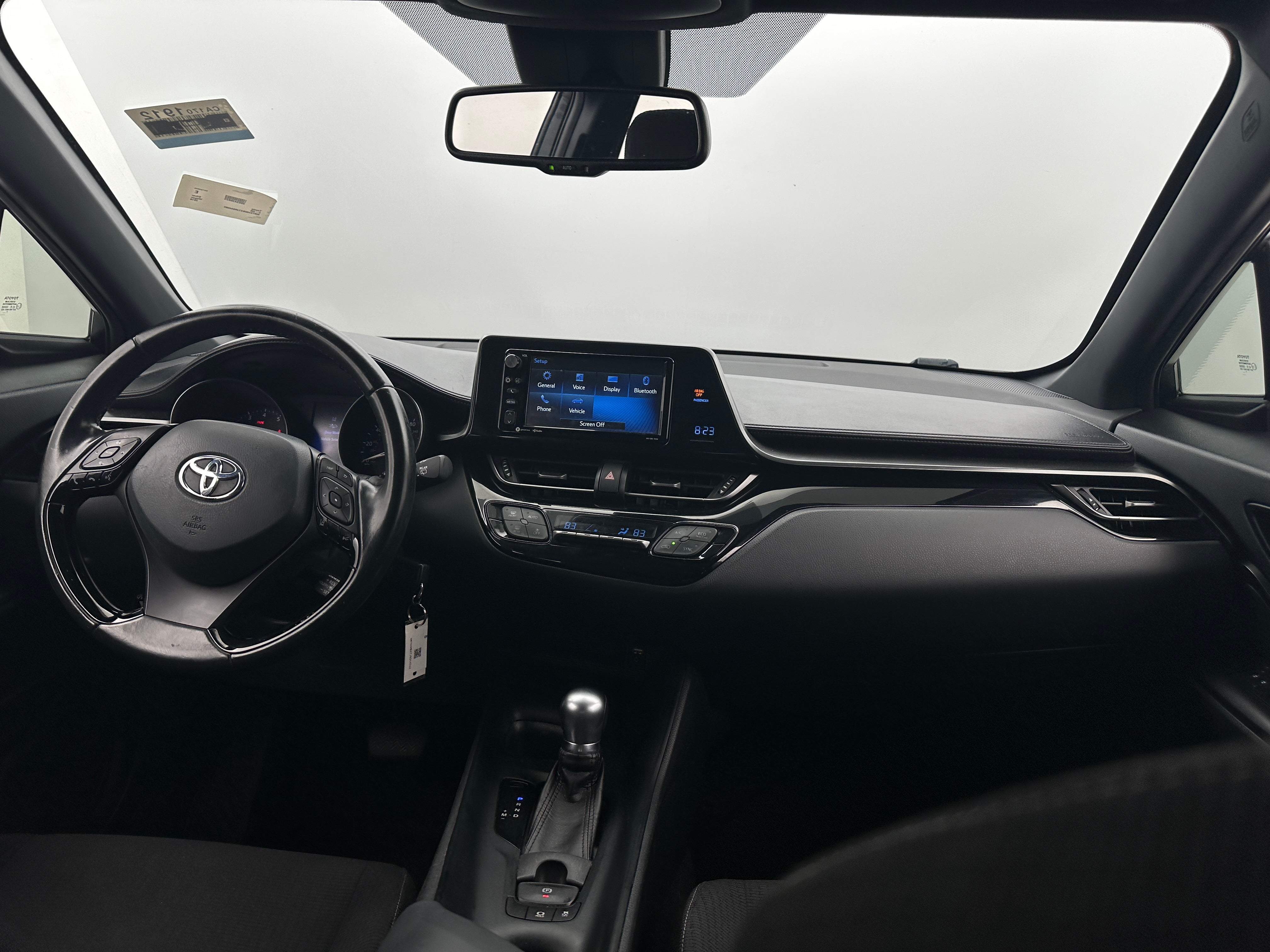 2018 Toyota C-HR XLE 3