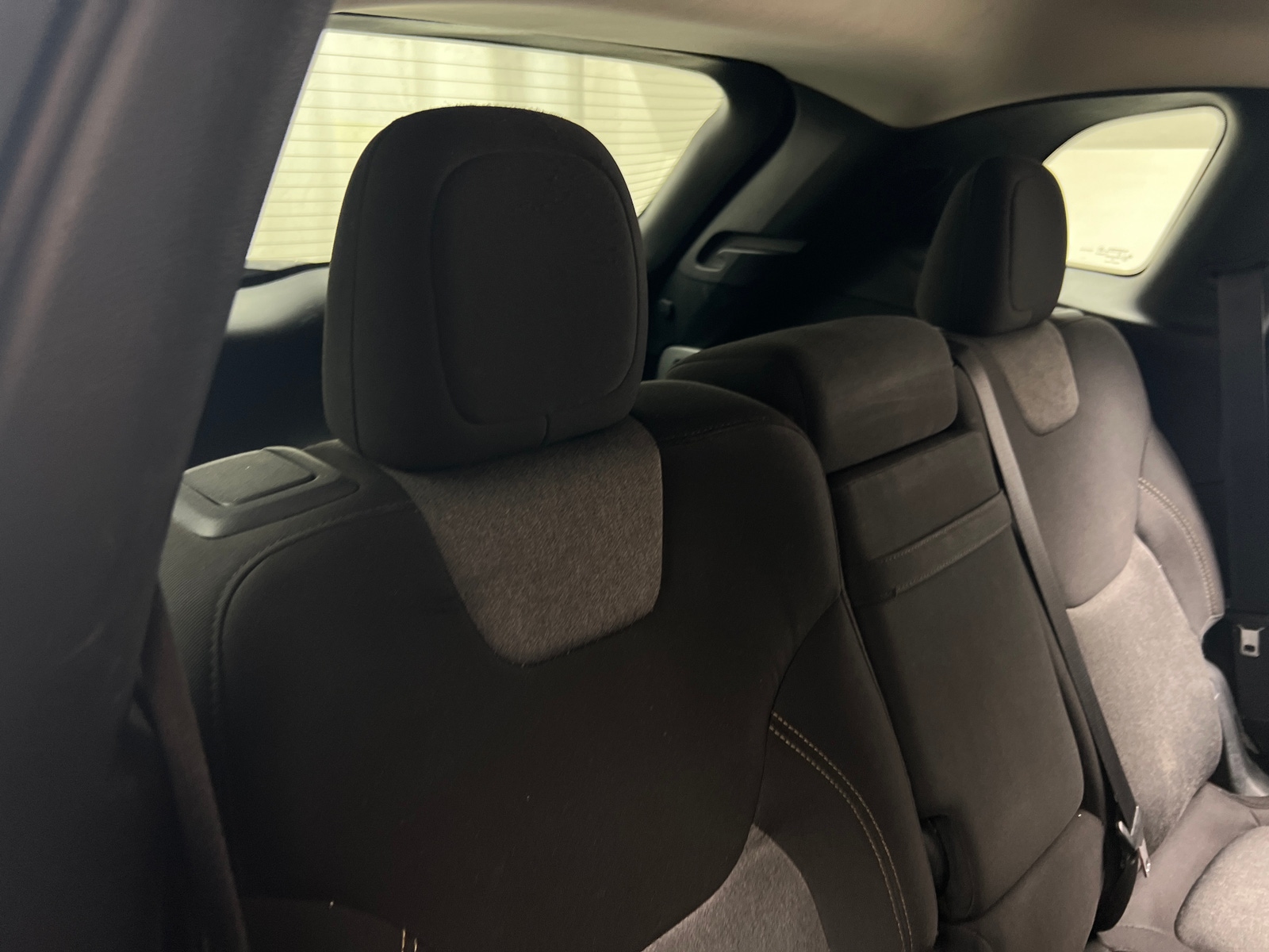 Thumbnail: 2018 Jeep Cherokee - 6