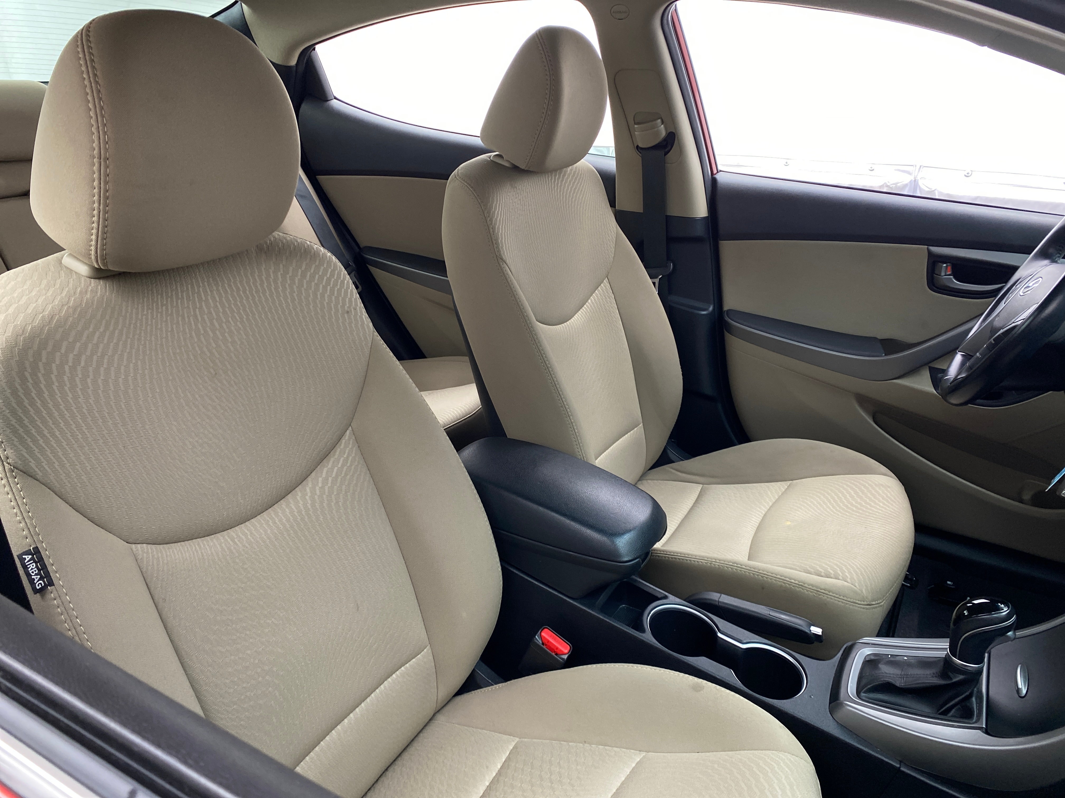 2016 Hyundai Elantra Value Edition 2