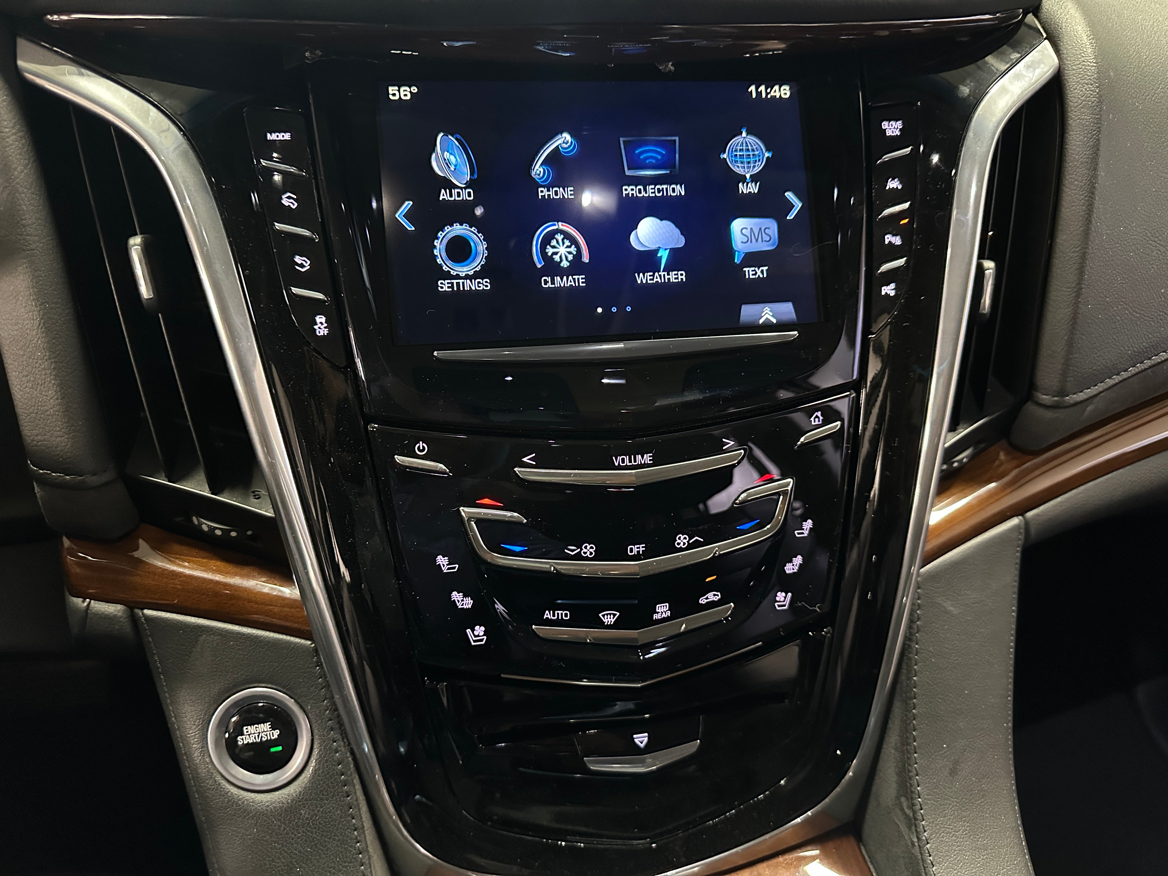 2019 Cadillac Escalade Luxury 3