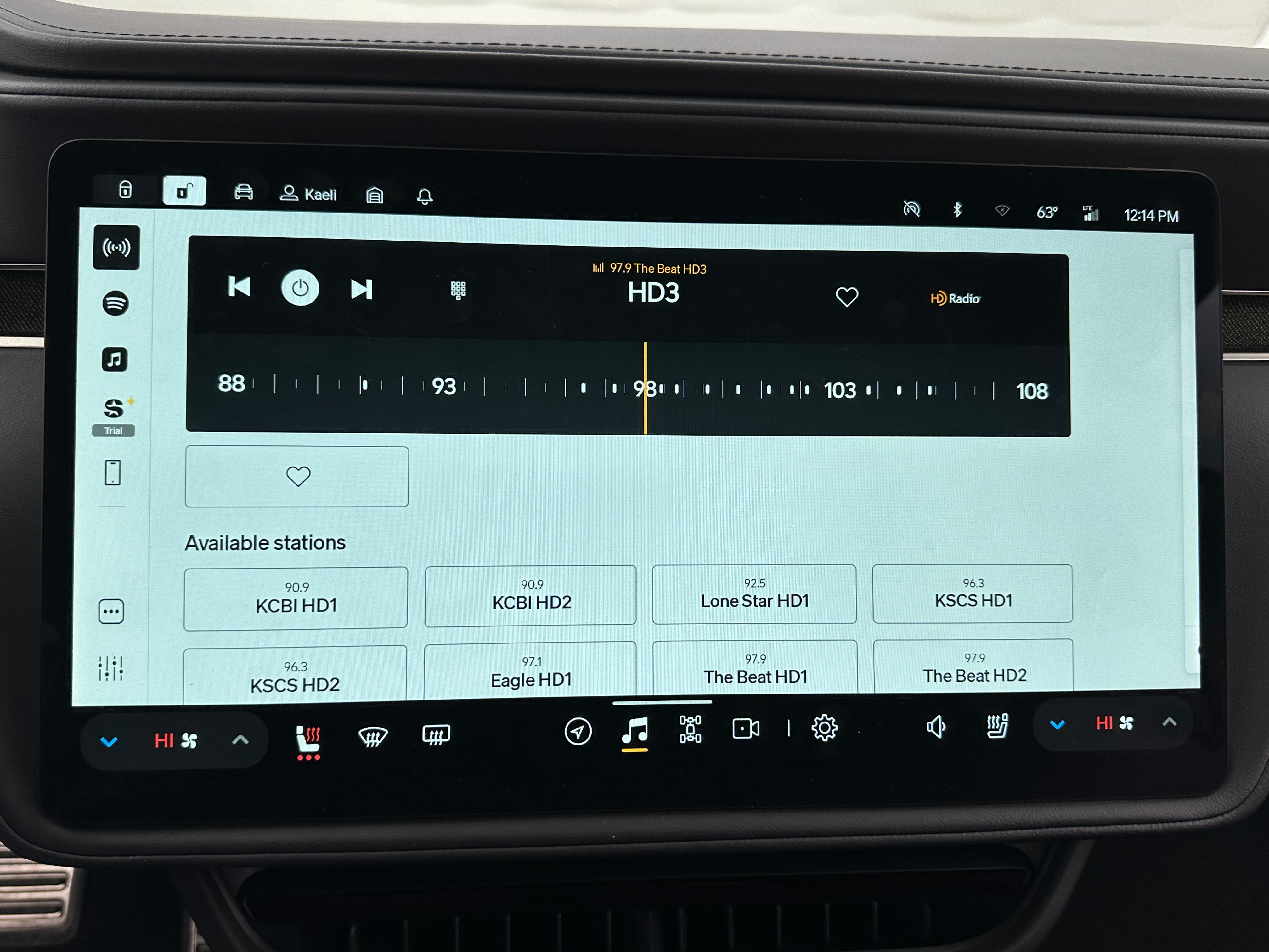 2023 Rivian R1S Adventure 4