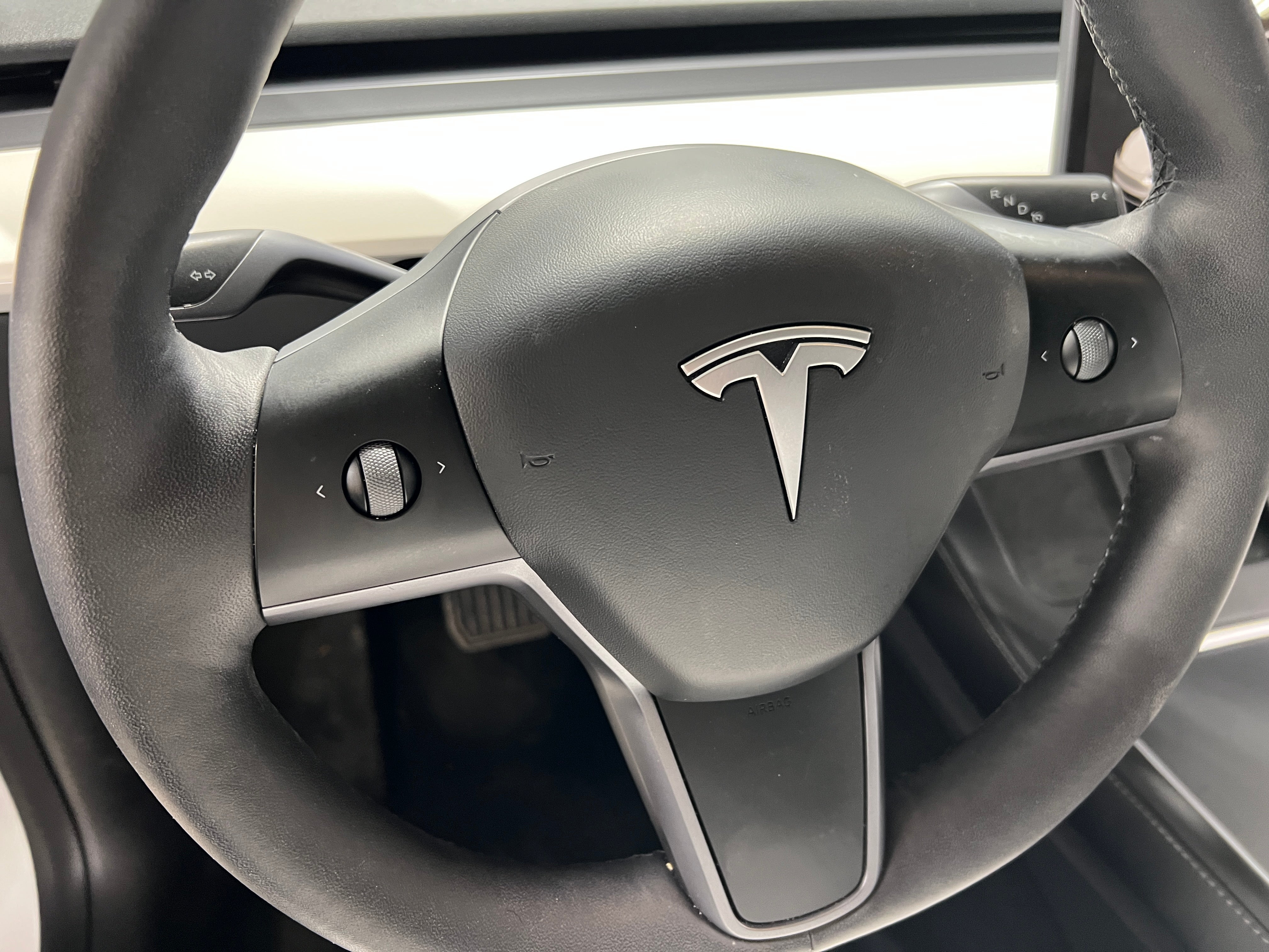 2022 Tesla Model Y Long Range 3