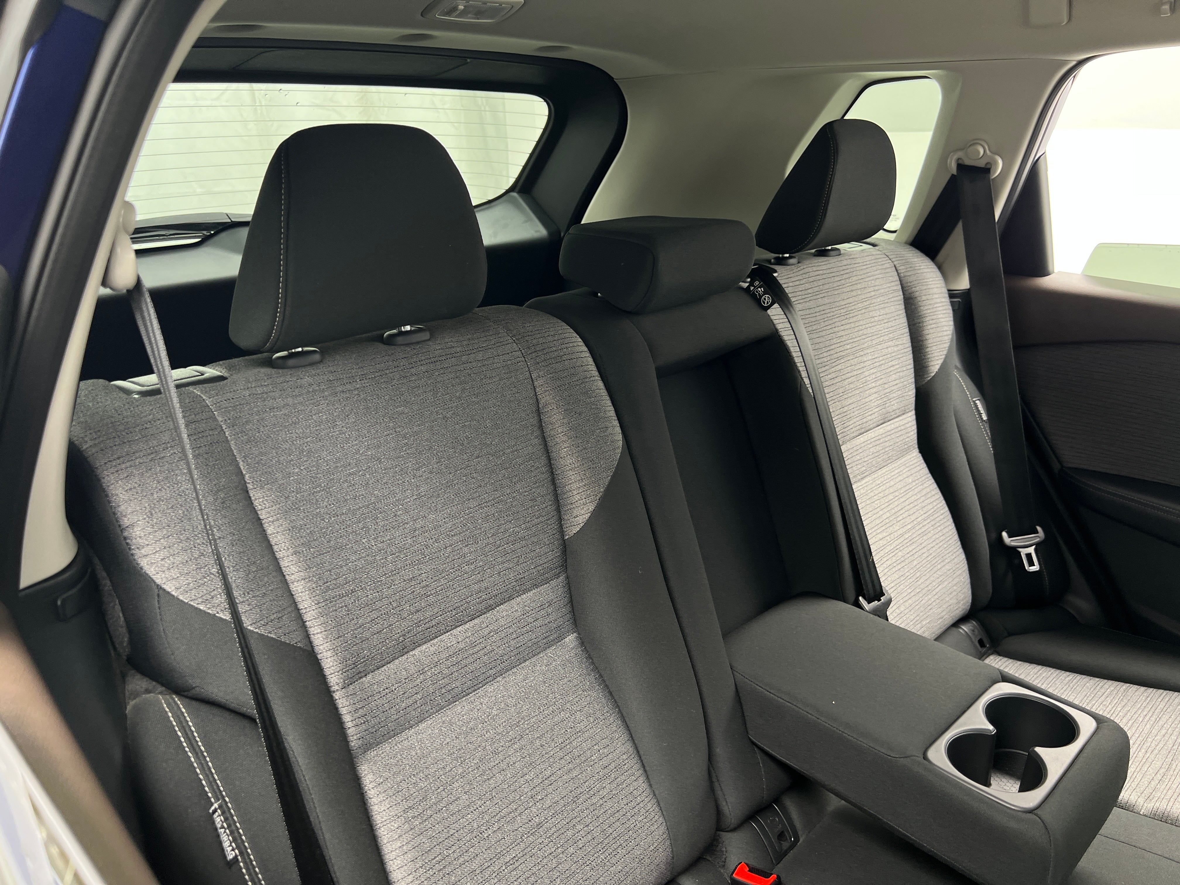 2023 Nissan Rogue SV 6