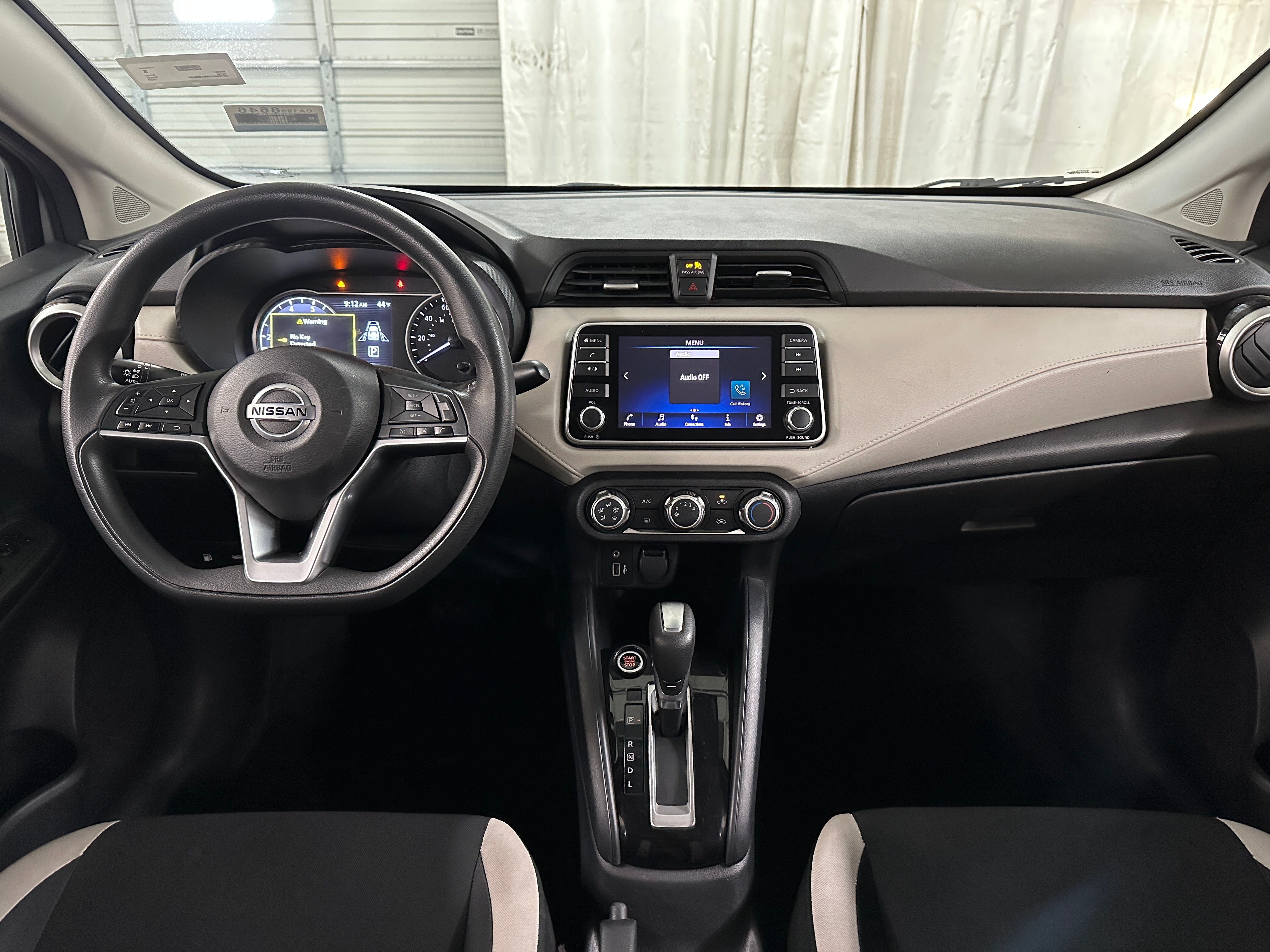 2021 Nissan Versa SV 3