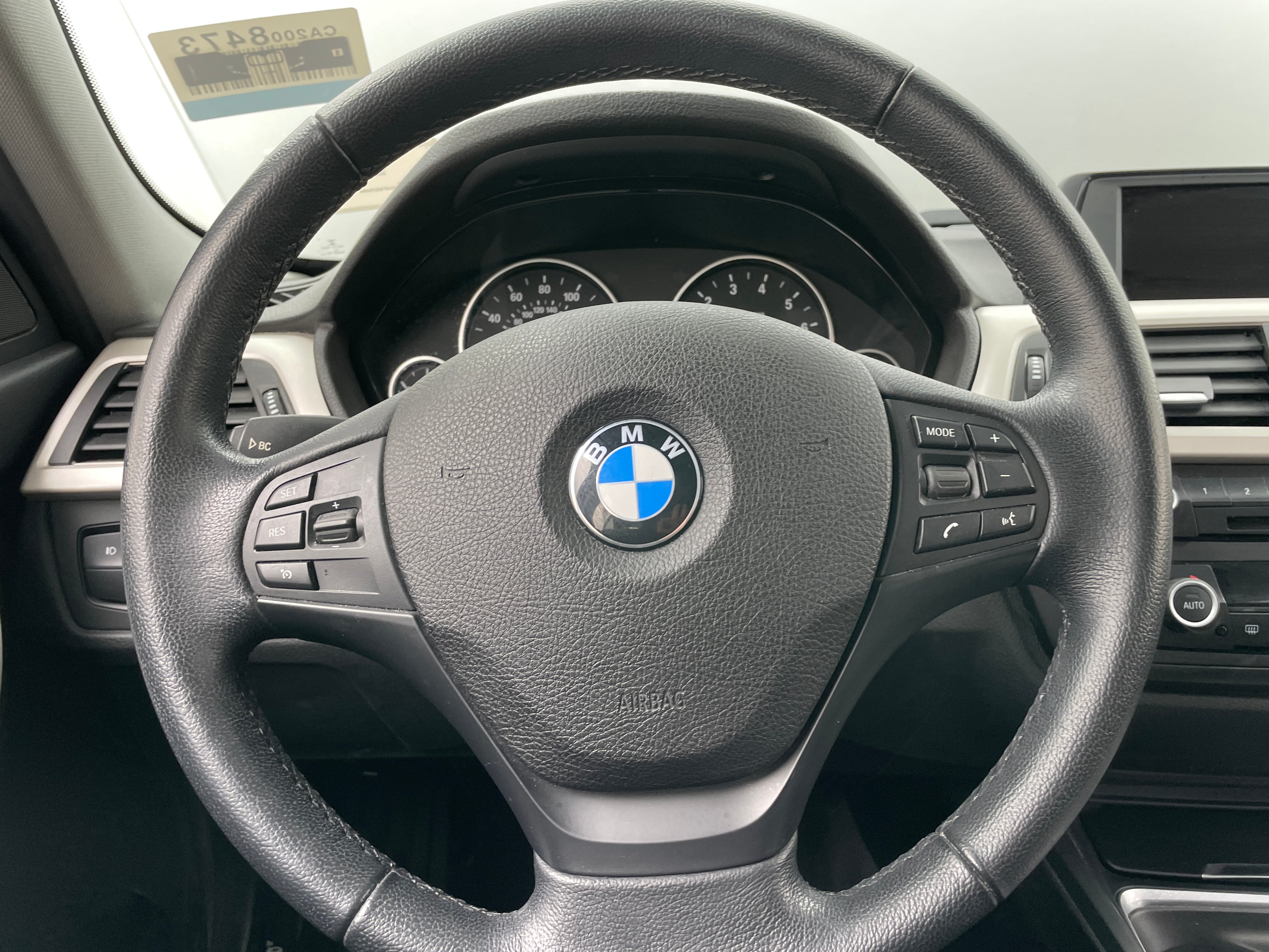 2015 BMW 3 Series 320i xDrive 4