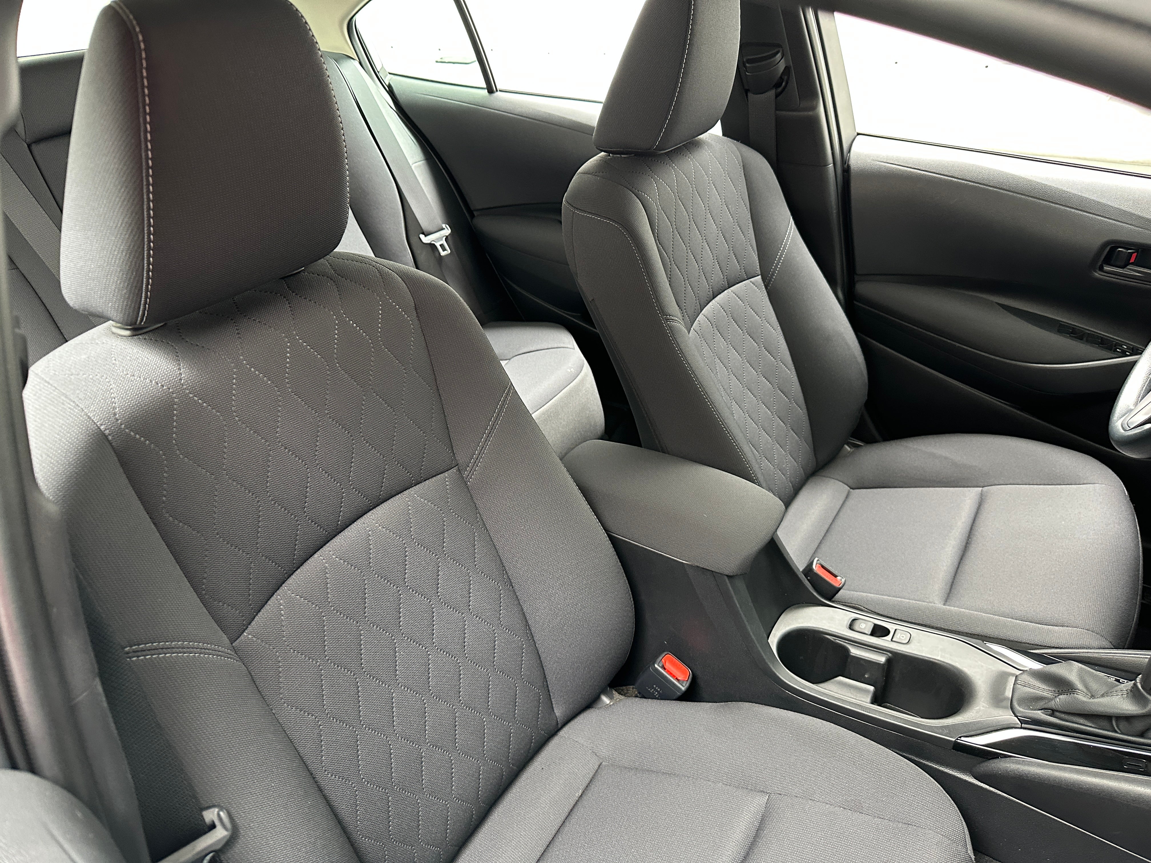 2024 Toyota Corolla LE 2