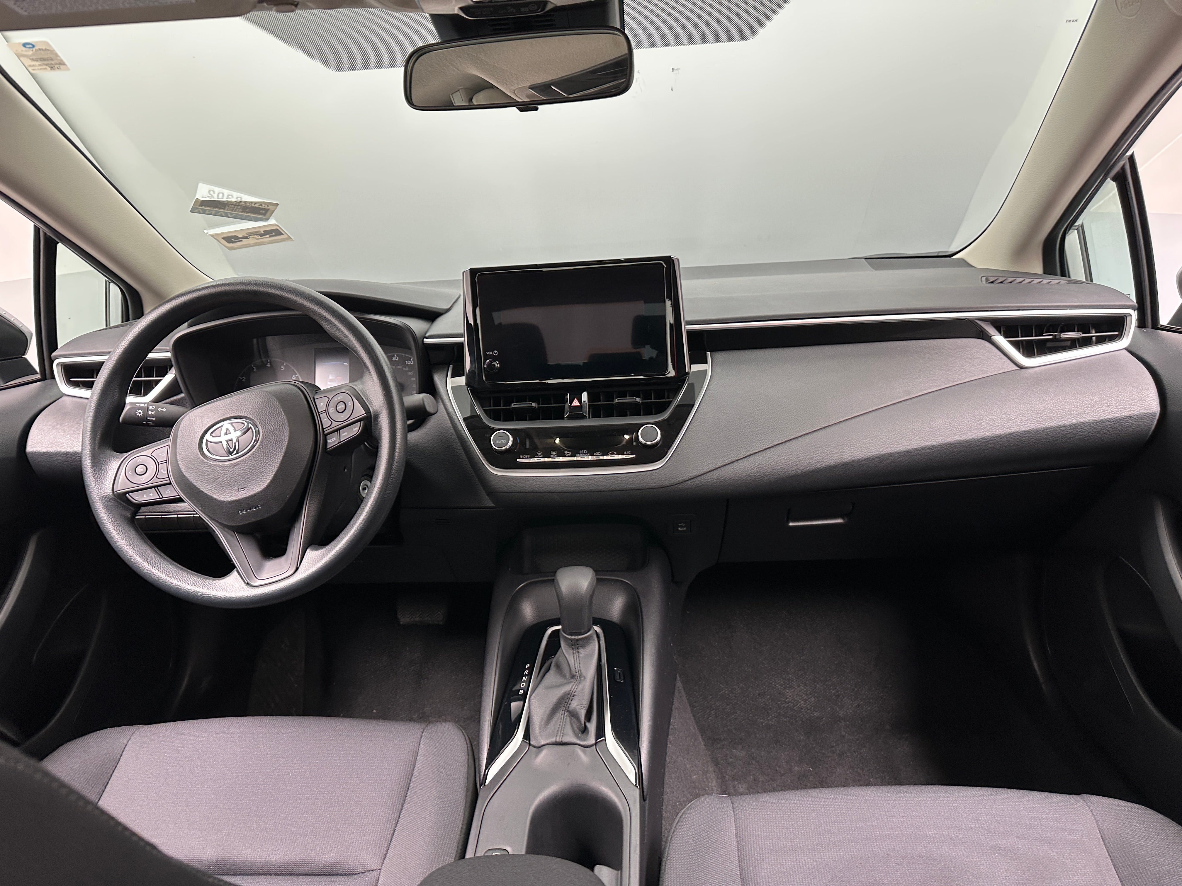 2024 Toyota Corolla LE 3