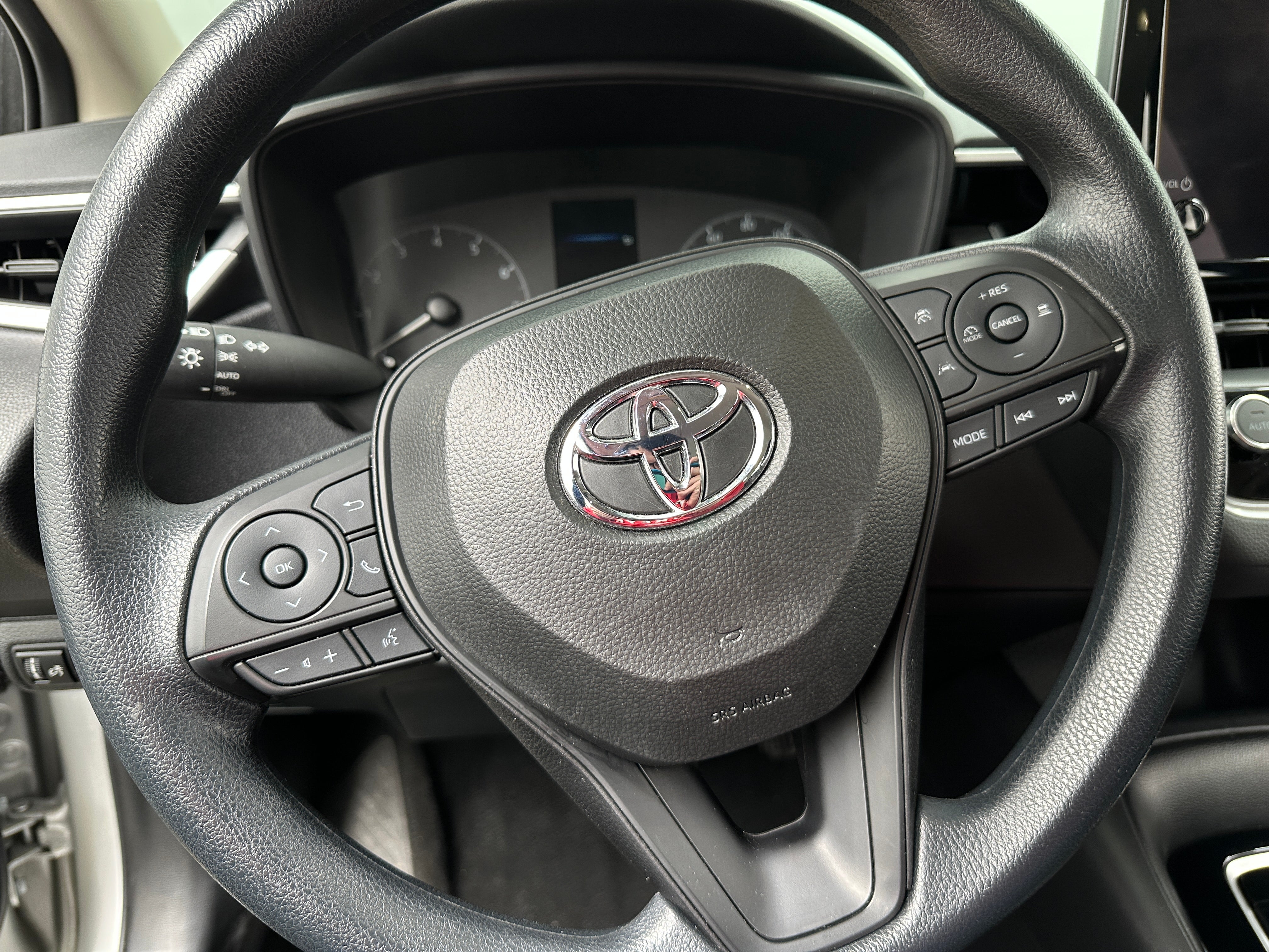 2024 Toyota Corolla LE 5