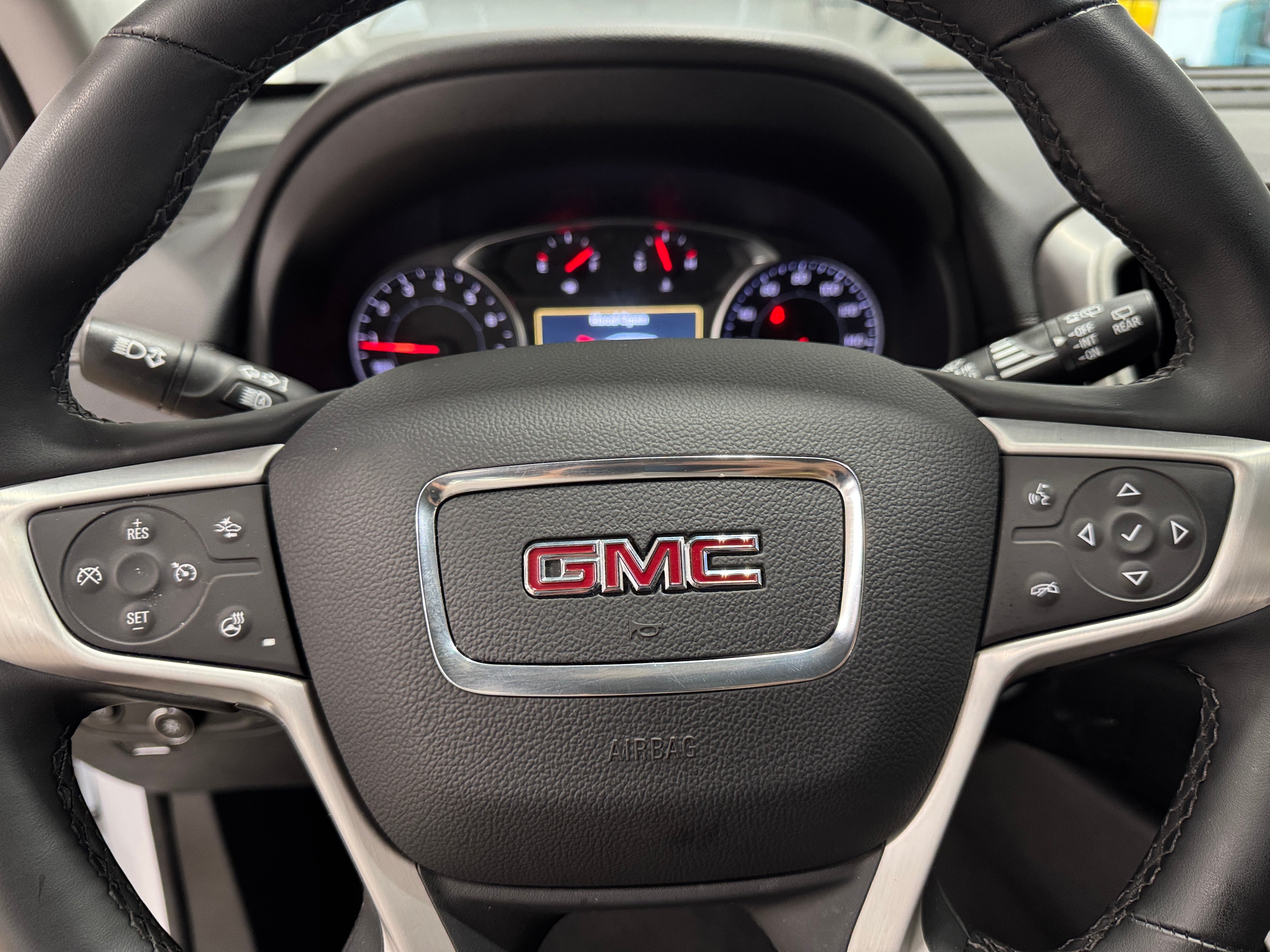 2024 GMC Terrain SLT 4