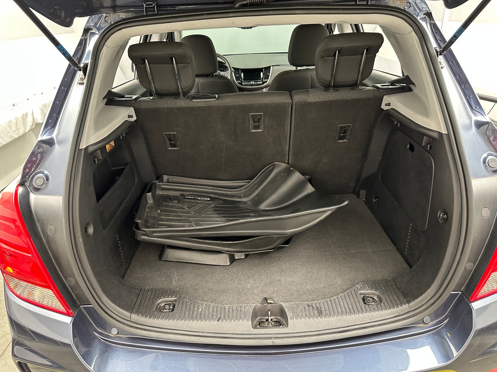 Thumbnail: 2018 Chevrolet Trax - 7