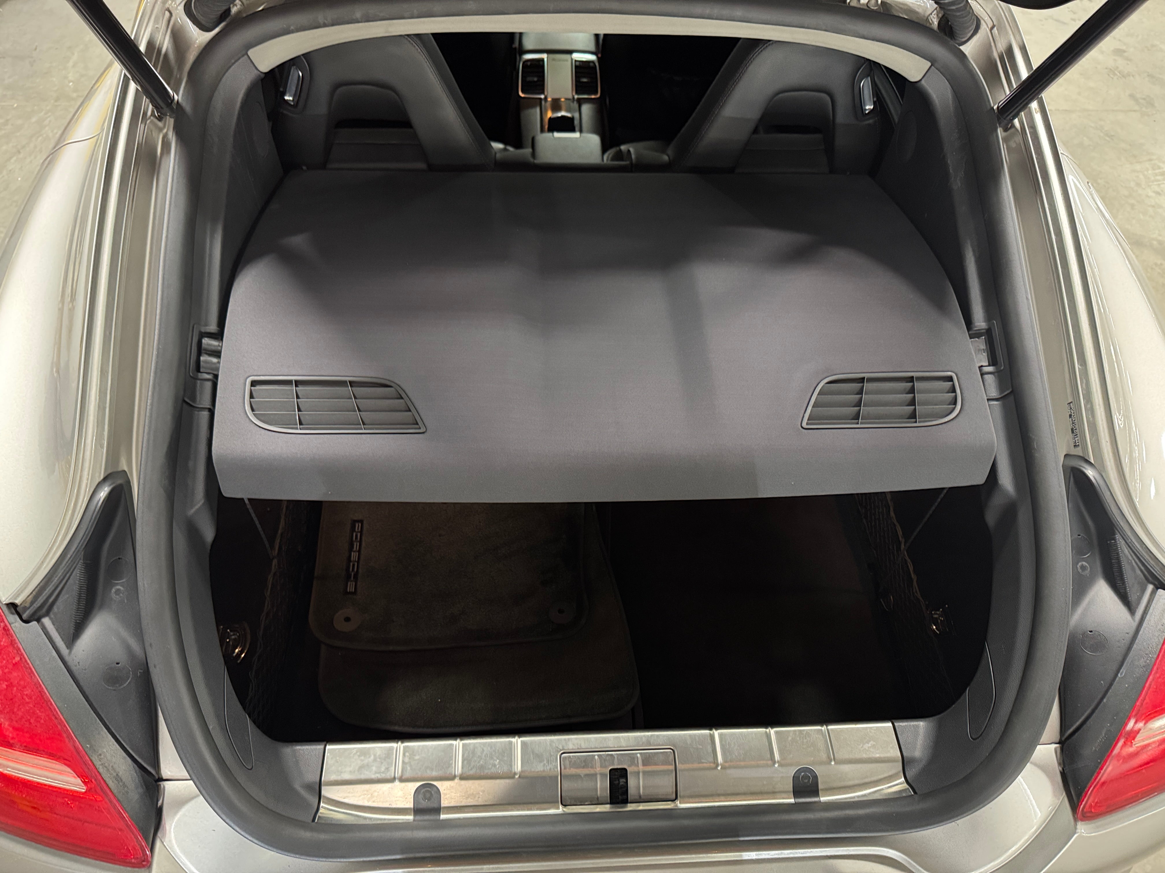 2012 Porsche Panamera 4 6