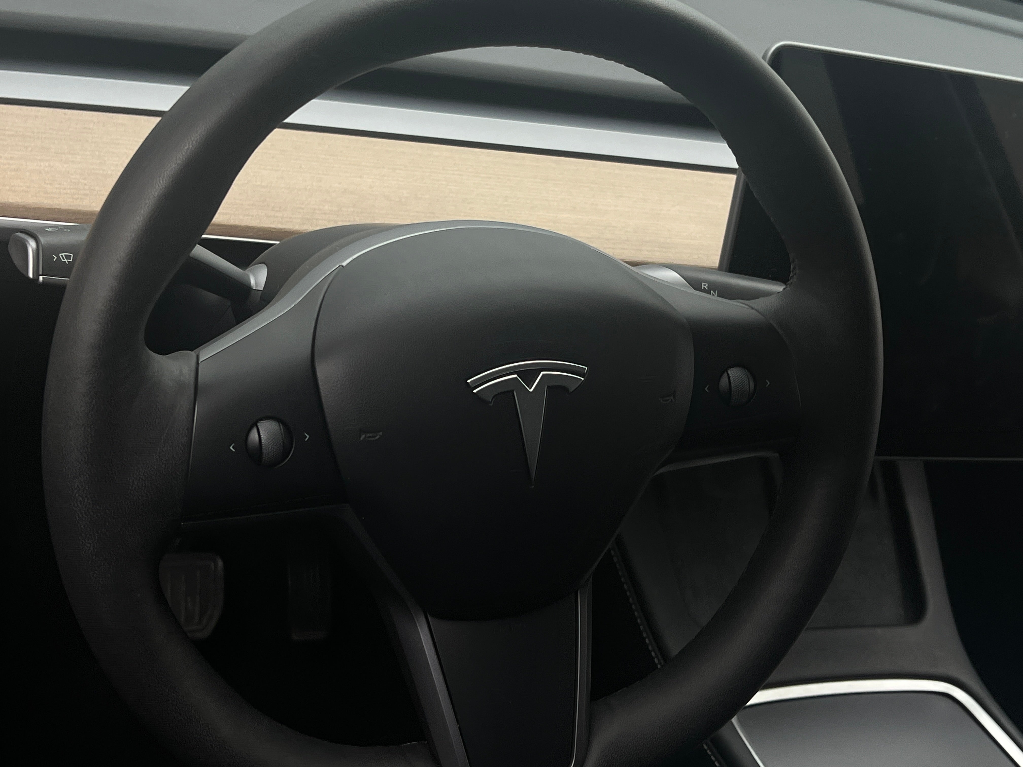 2023 Tesla Model Y Long Range 4