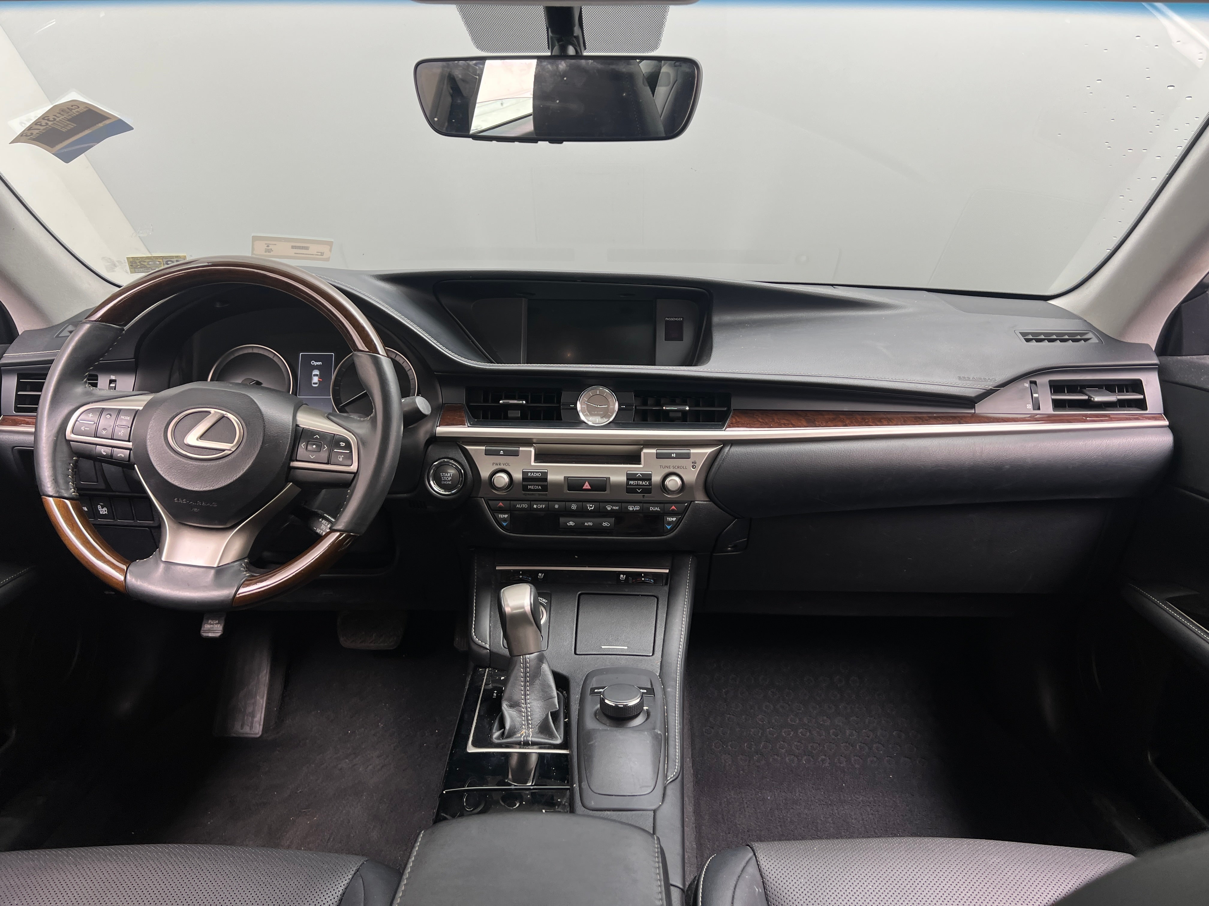 2016 Lexus ES 350 3