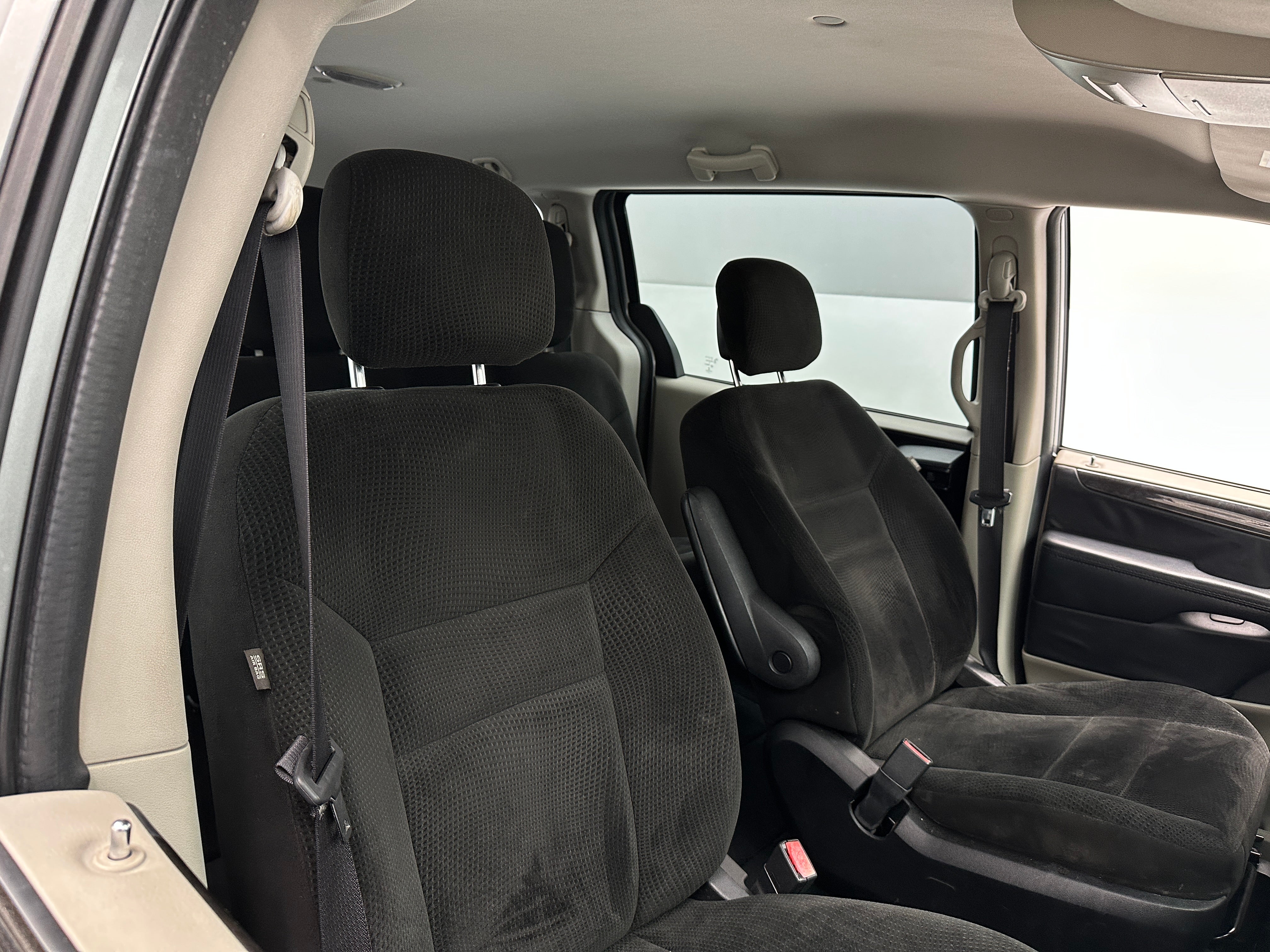 2016 Dodge Grand Caravan SE 2