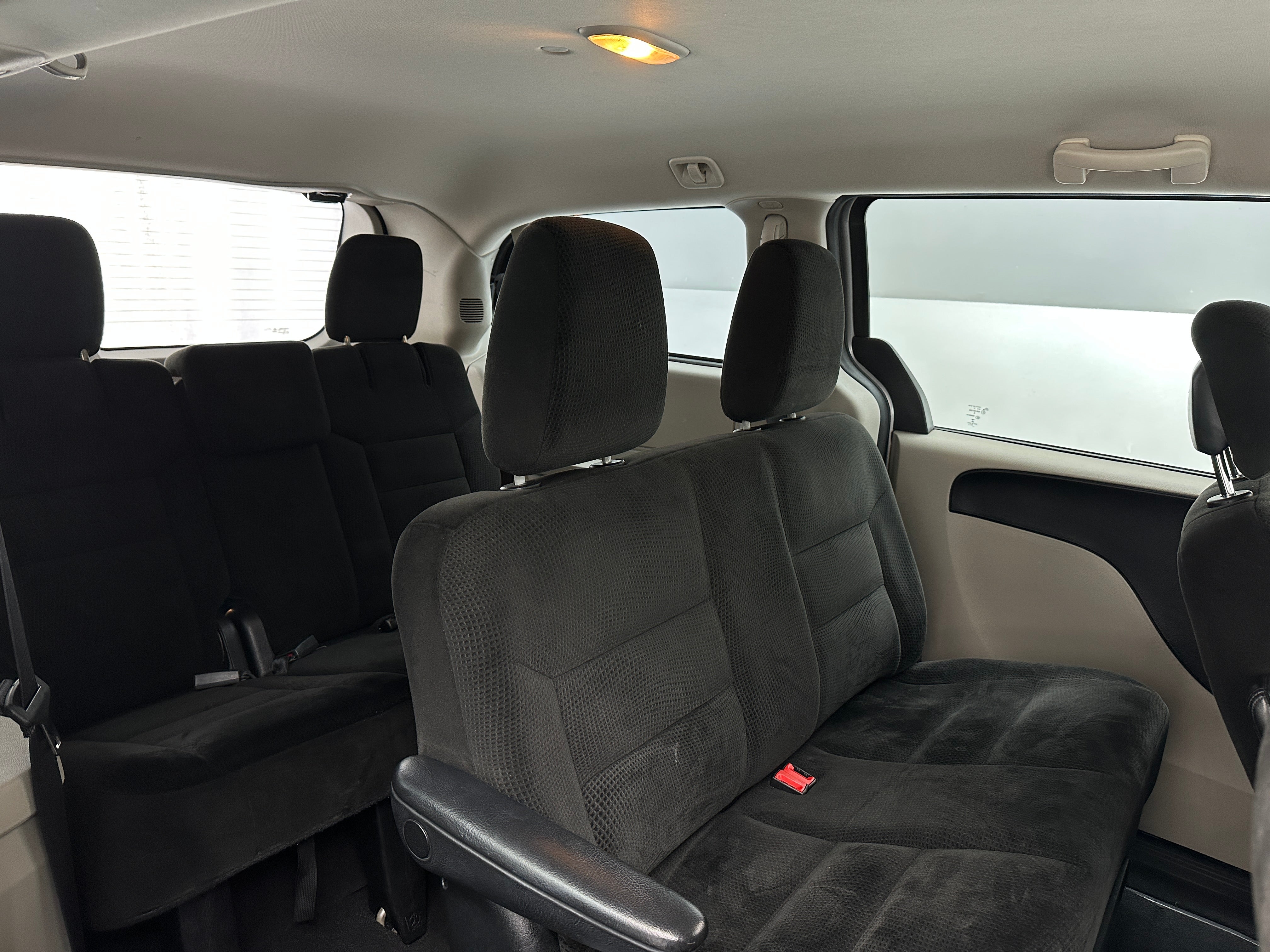 2016 Dodge Grand Caravan SE 6