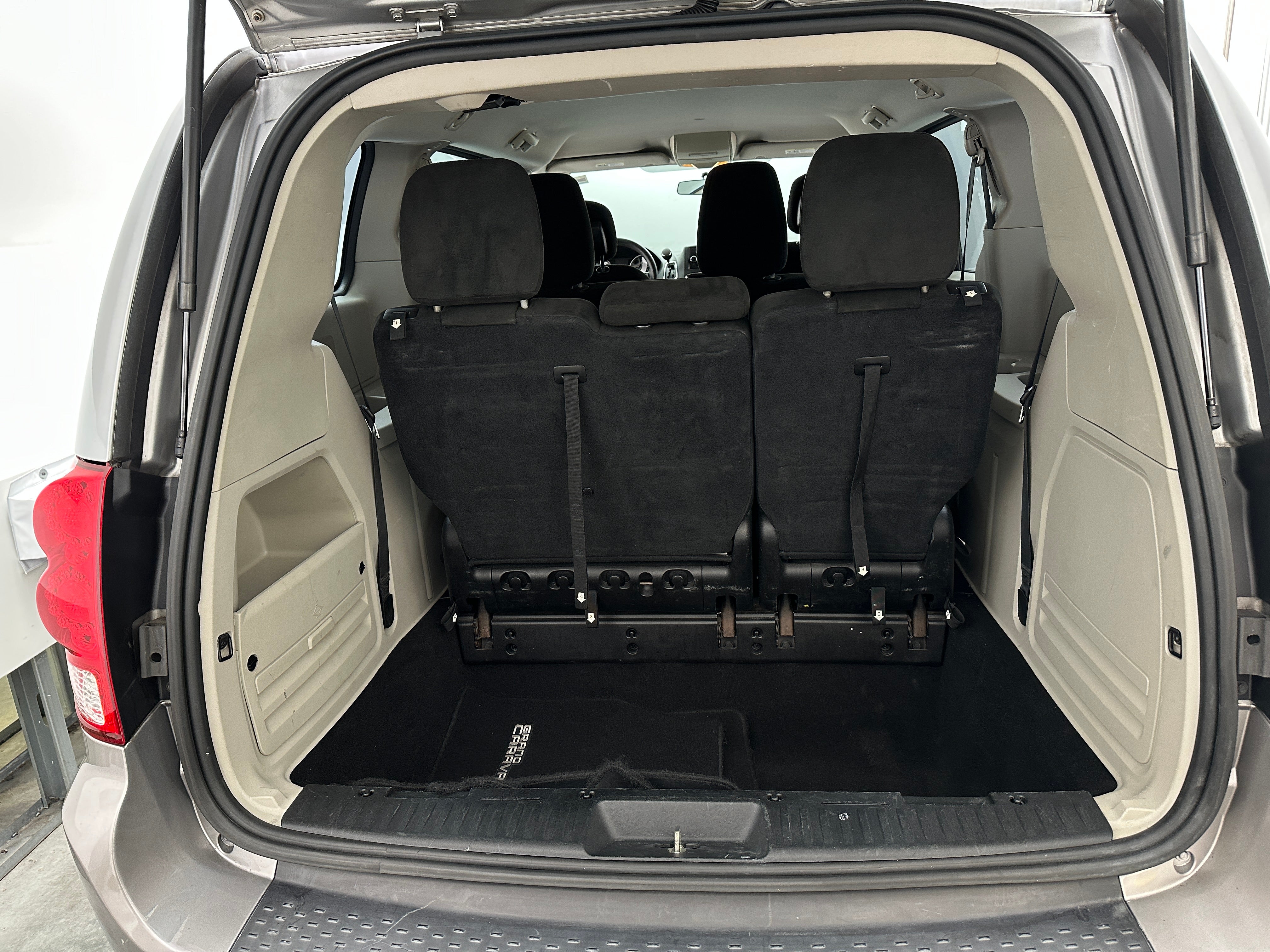 2016 Dodge Grand Caravan SE 7