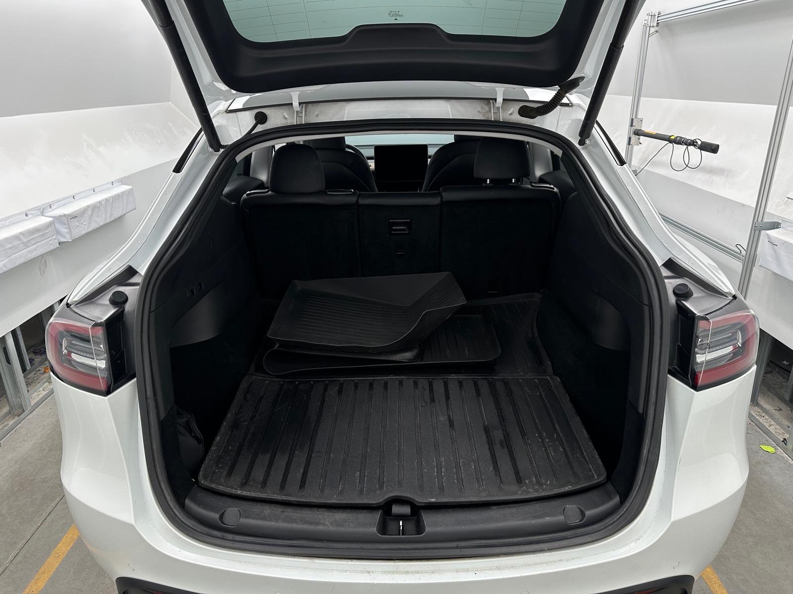 Thumbnail: 2020 Tesla Model Y - 6