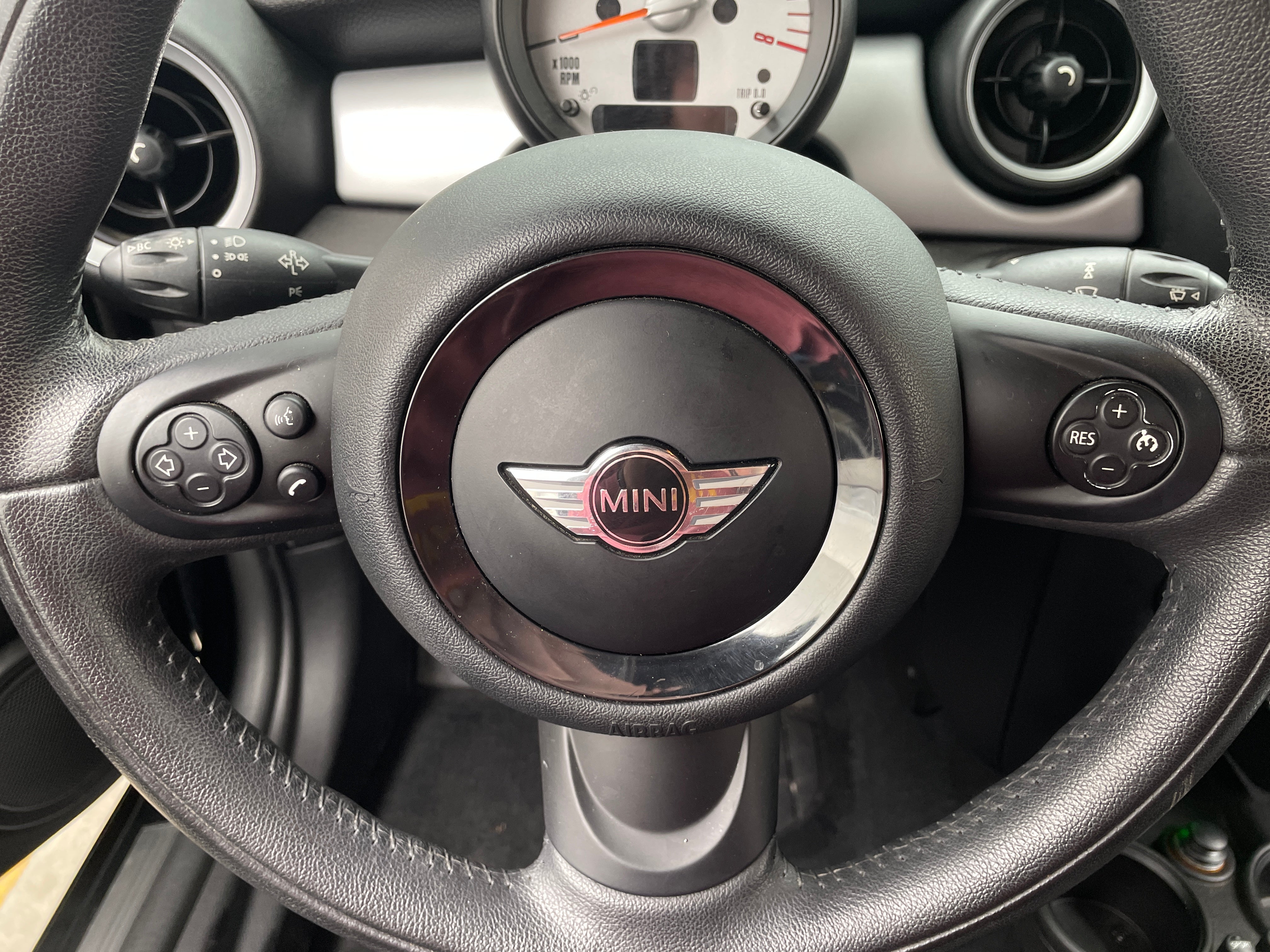 2013 MINI Cooper Coupe  4