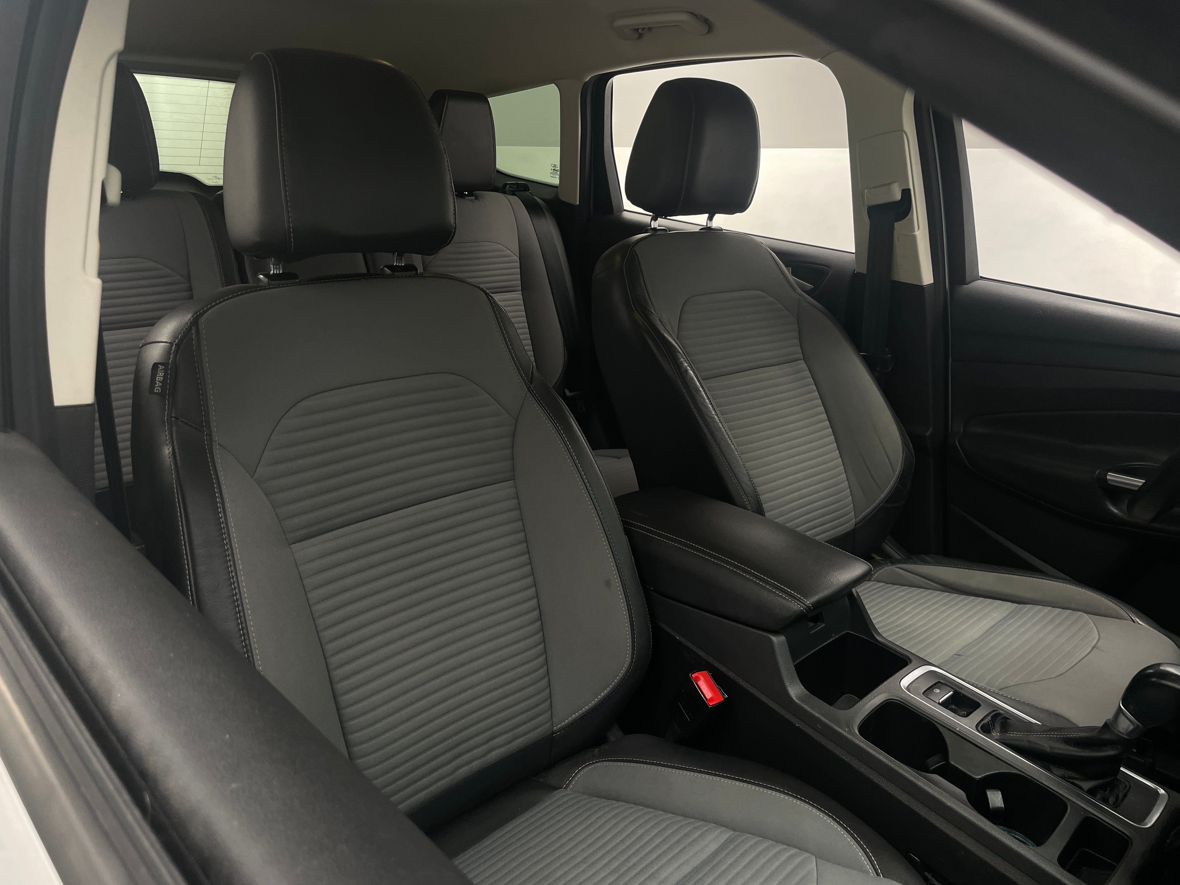 2017 Ford Escape Titanium 2