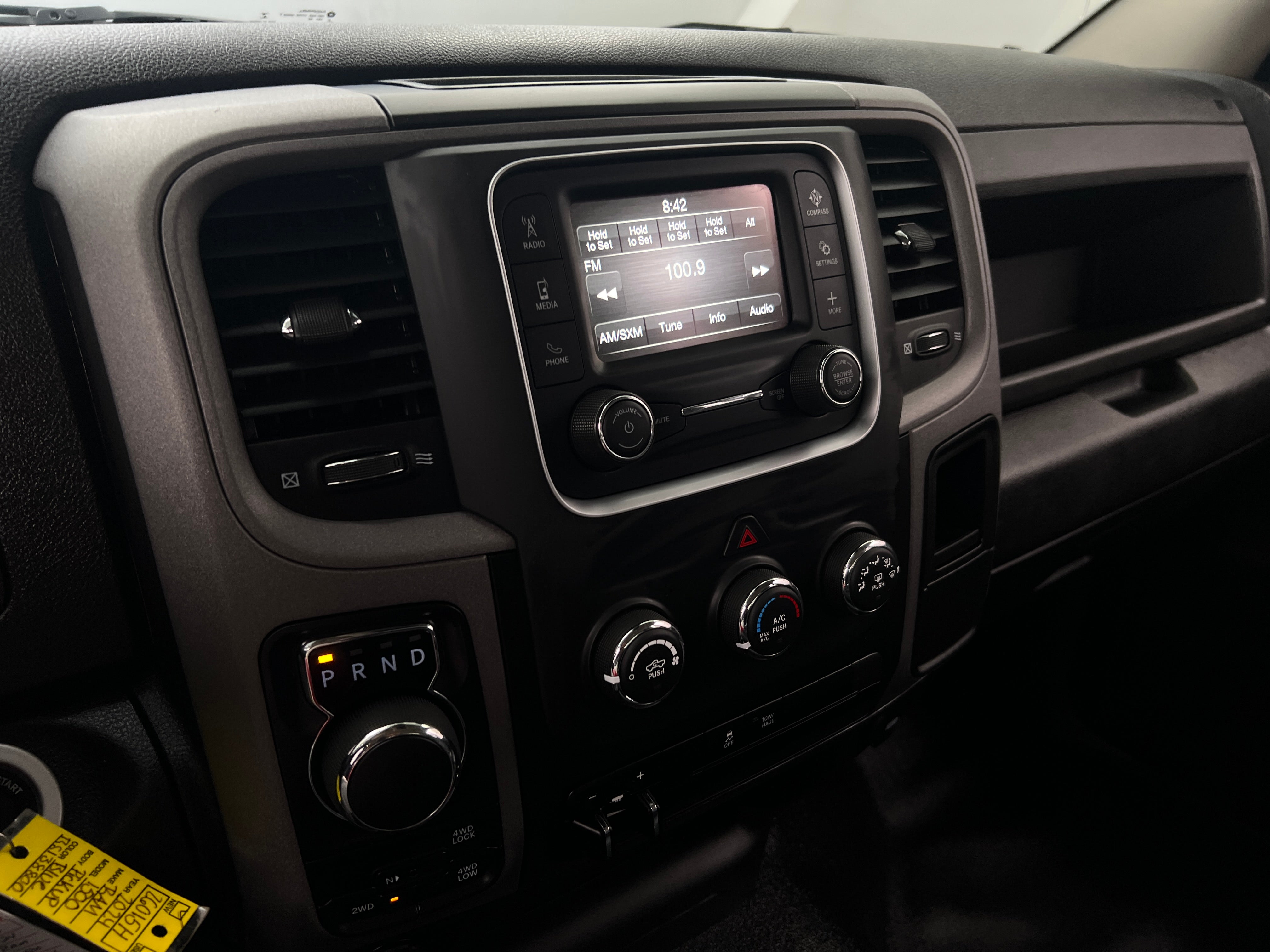 2024 RAM 1500 Classic Tradesman 4