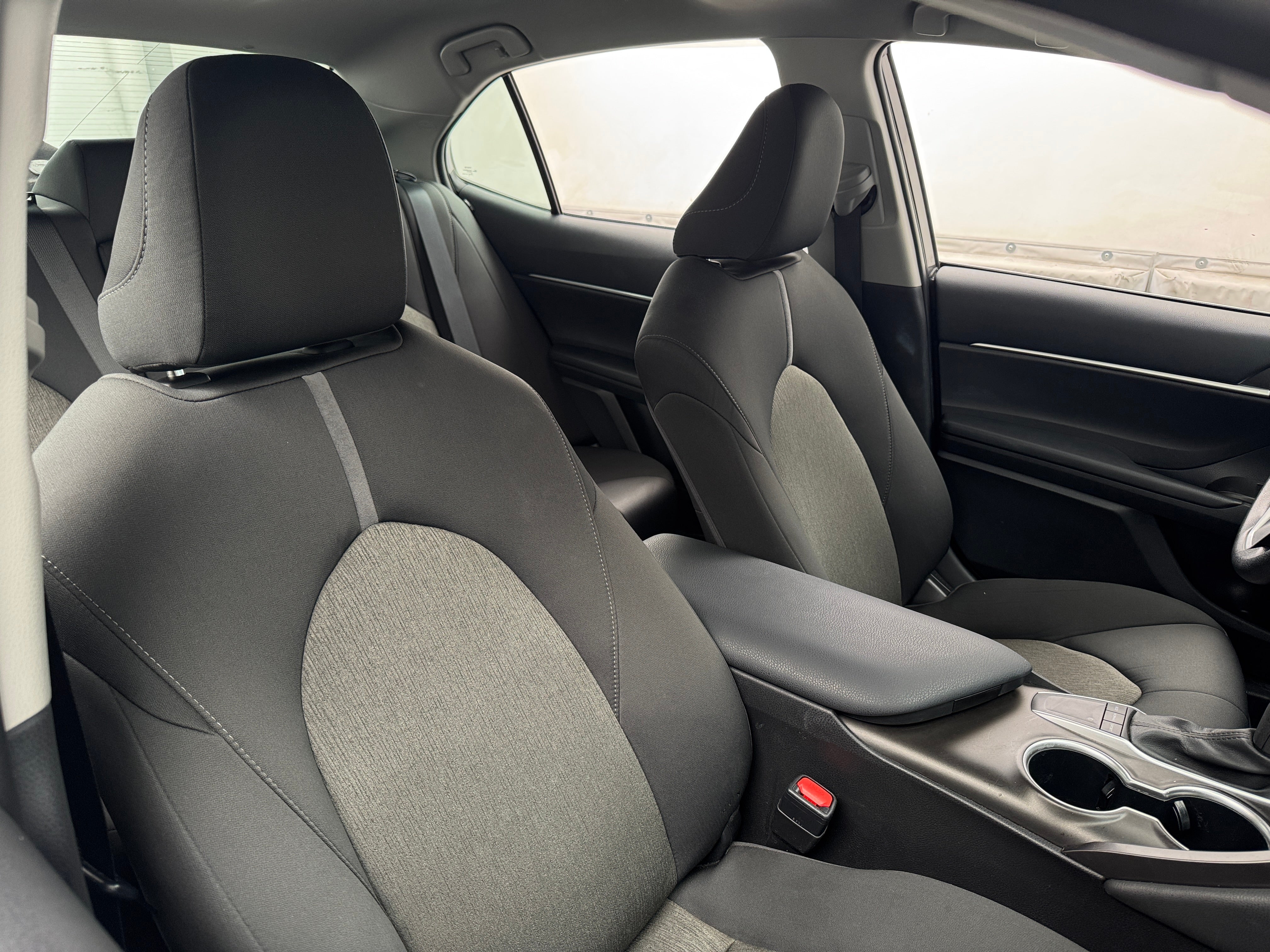 2023 Toyota Camry LE 2