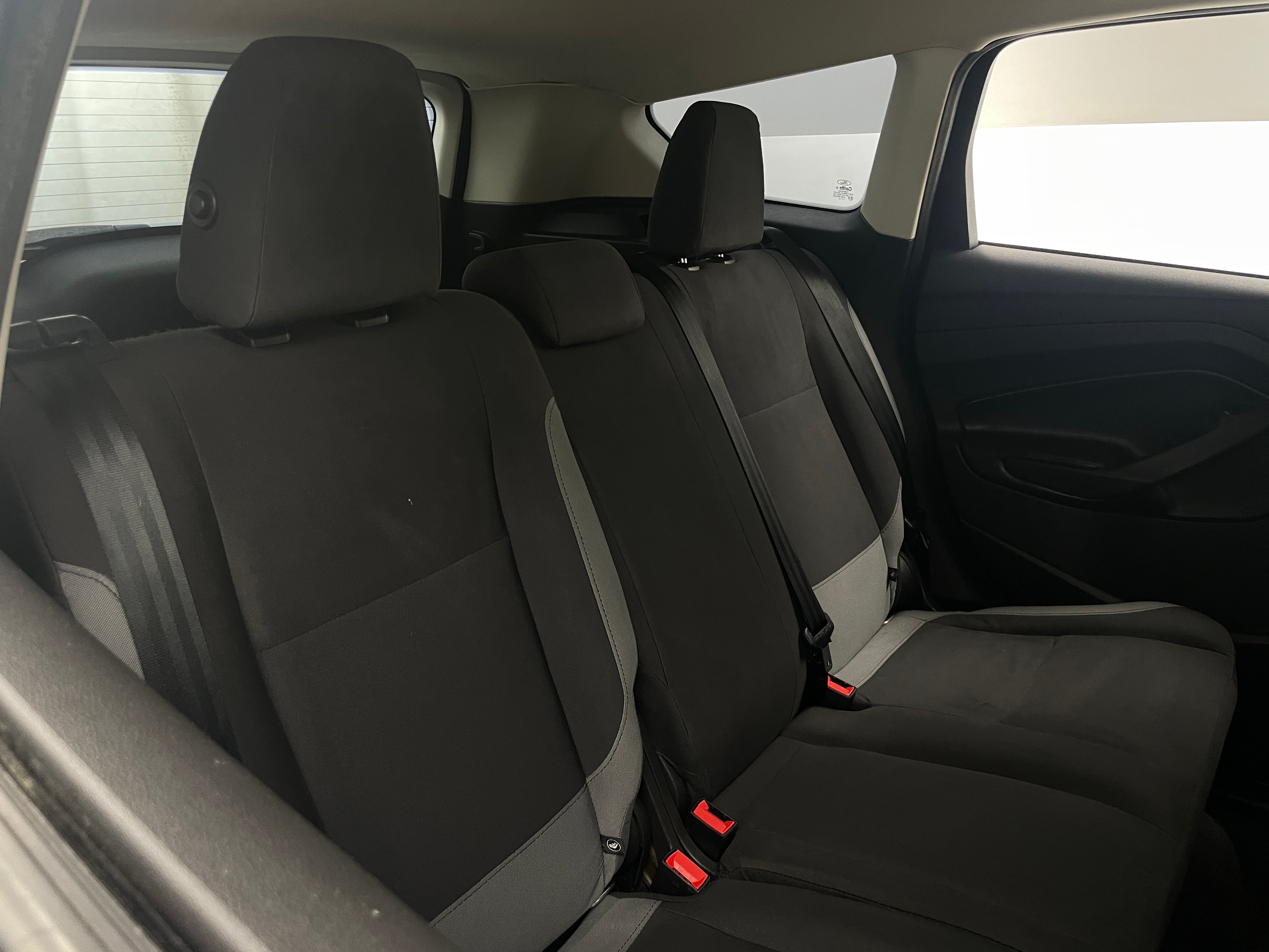 2015 Ford Escape S 6