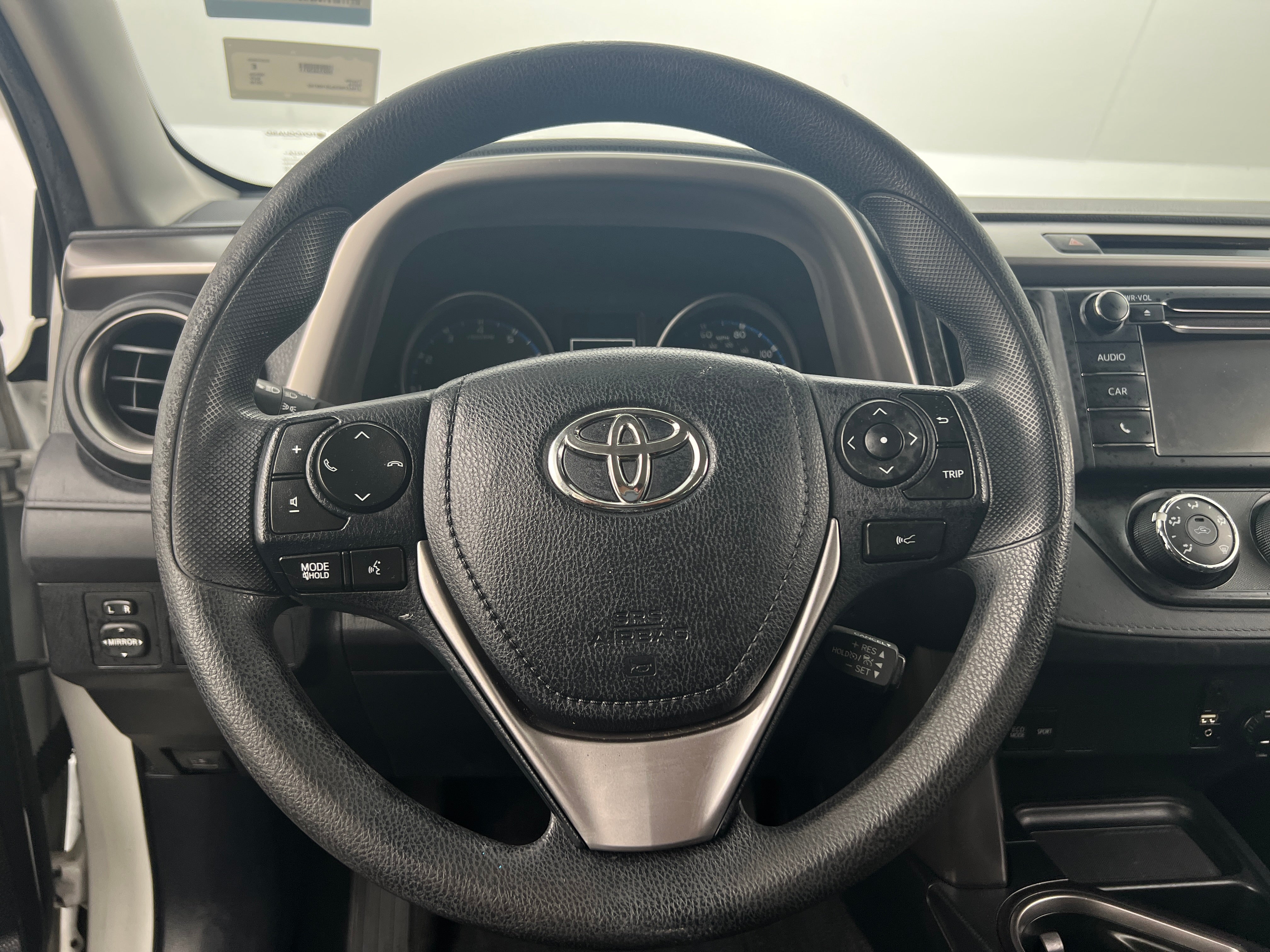 2018 Toyota RAV4 LE 5