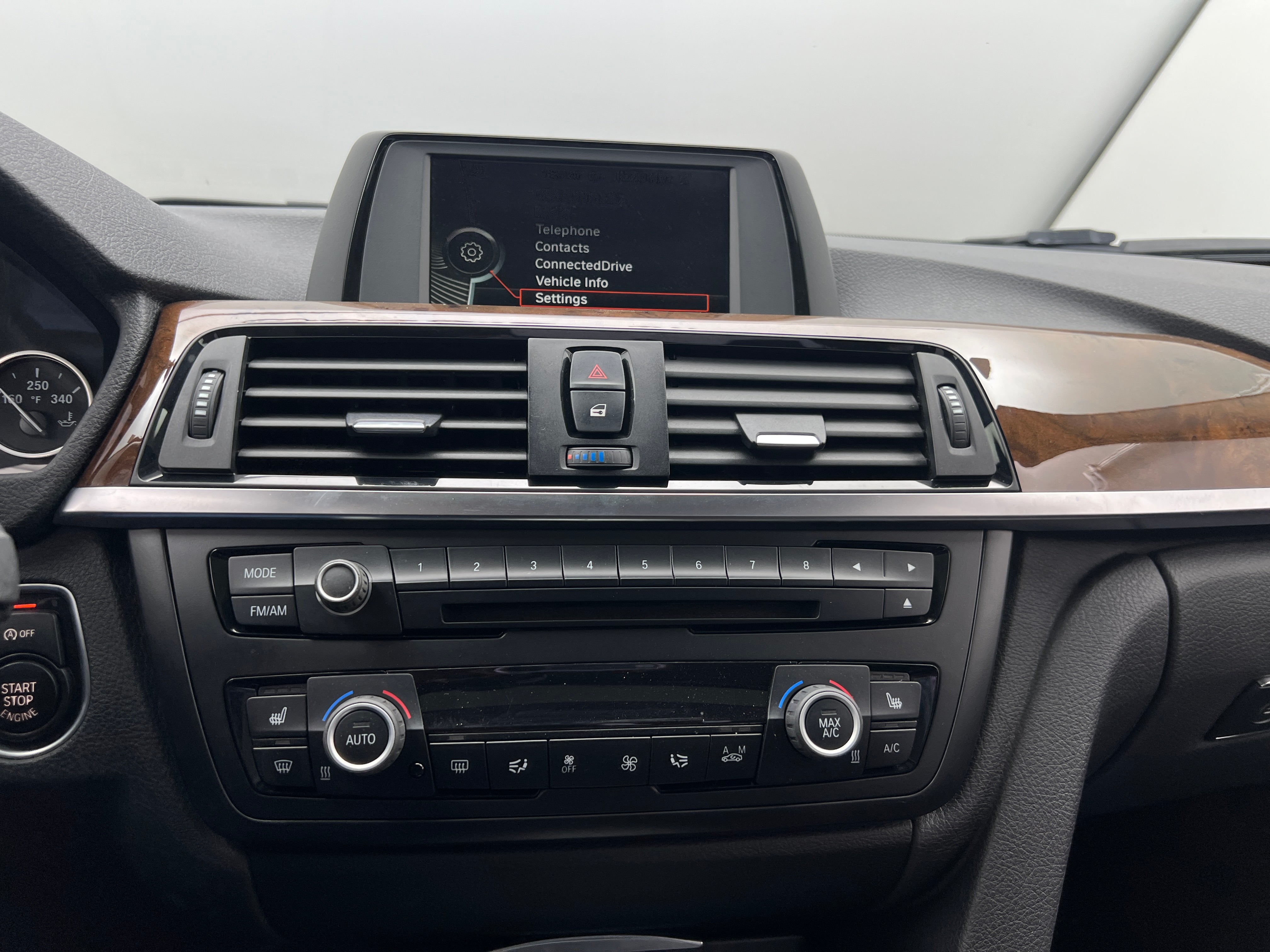 2014 BMW 3 Series 320i 4
