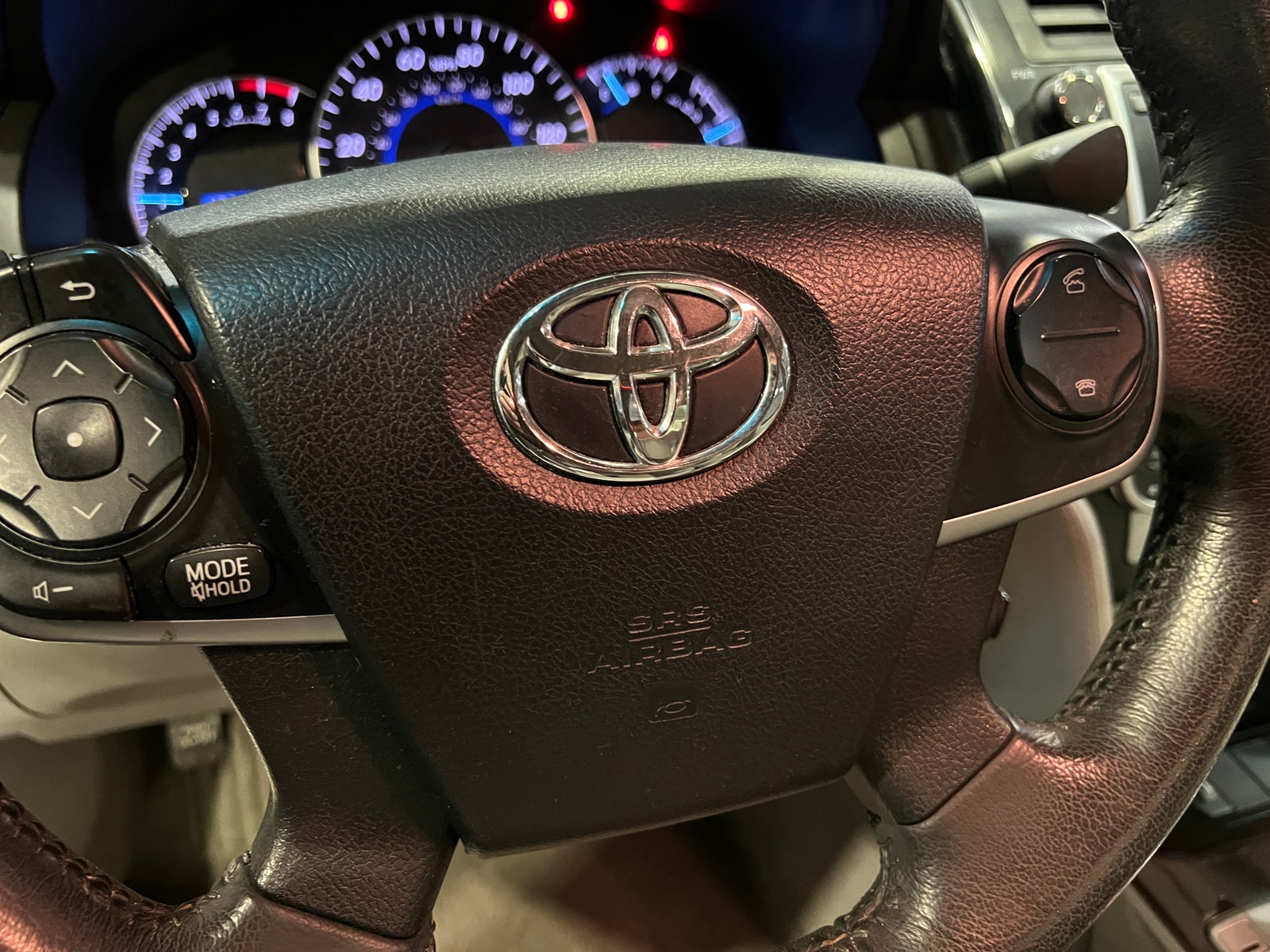 Thumbnail: 2012 Toyota Camry - 5