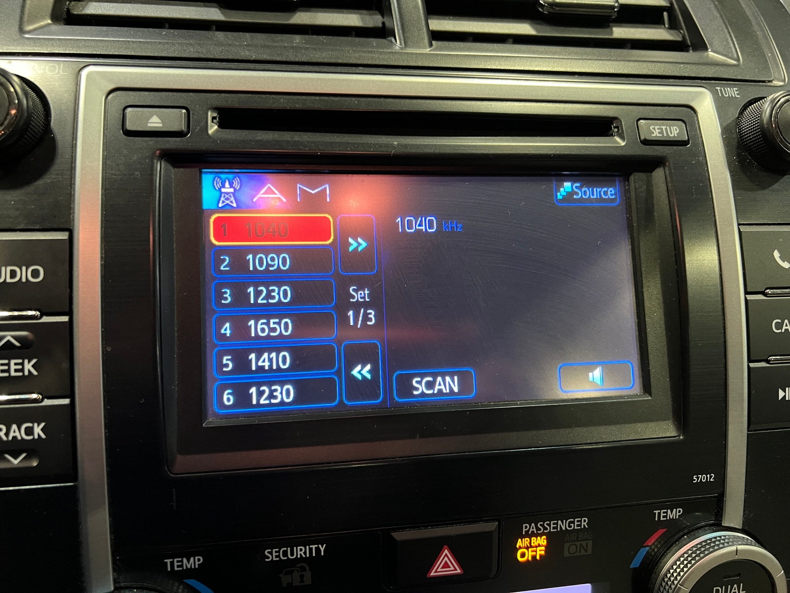 Thumbnail: 2012 Toyota Camry - 4