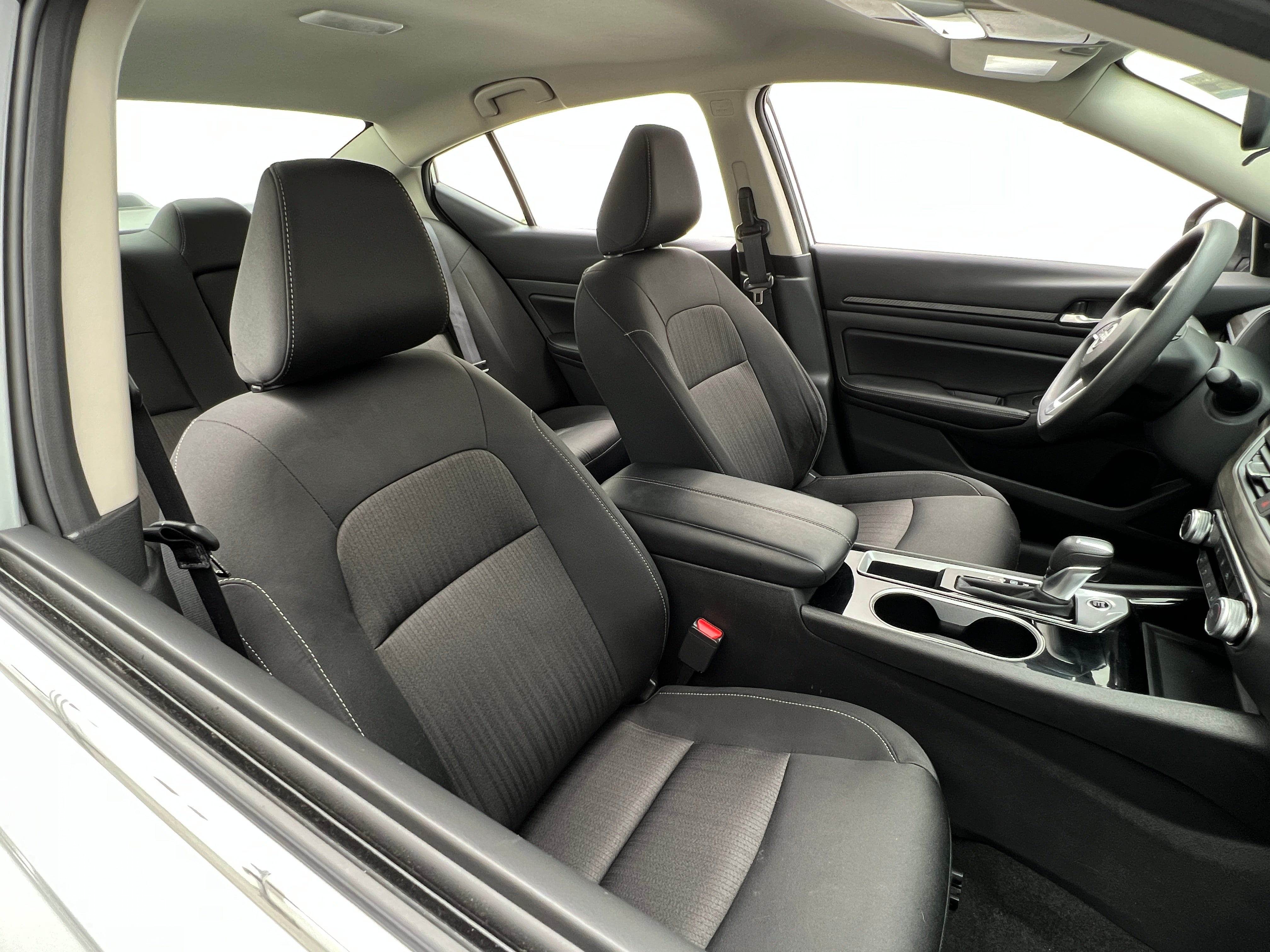 2024 Nissan Altima SV 2